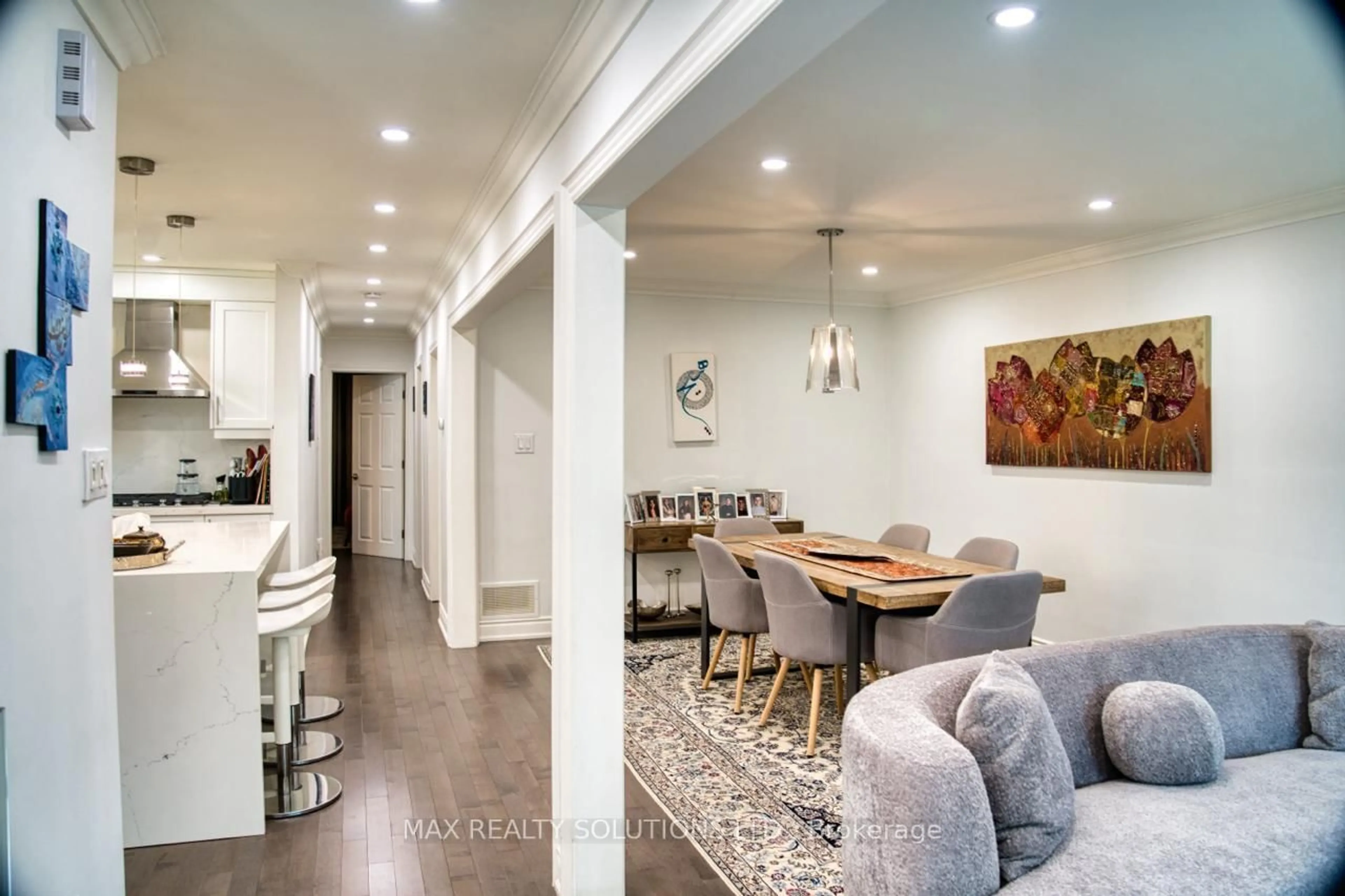 Open concept kitchen, unknown for 31 Lochinvar Cres, Toronto Ontario M3A 3J9