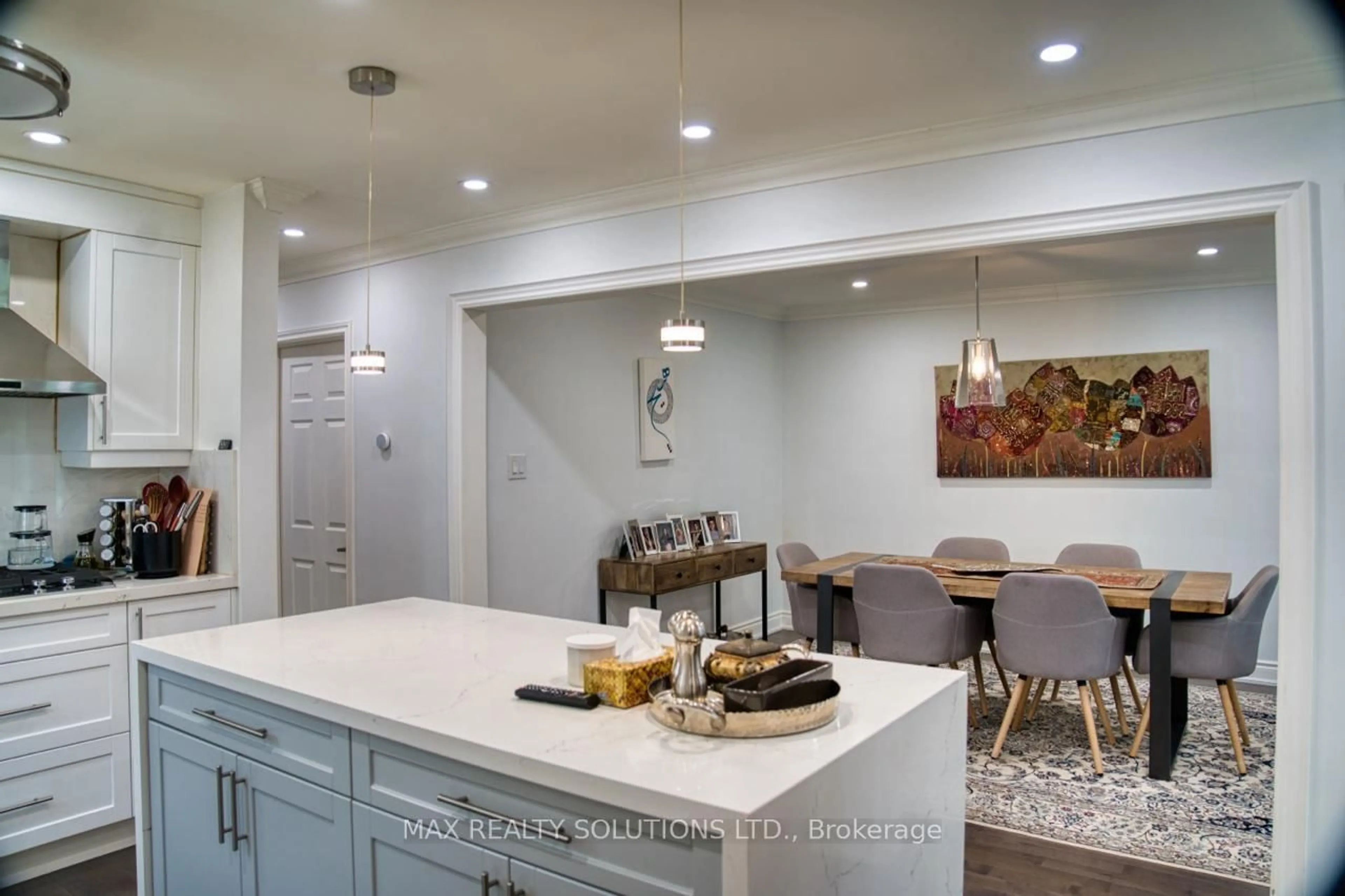 Open concept kitchen, ceramic/tile floor for 31 Lochinvar Cres, Toronto Ontario M3A 3J9