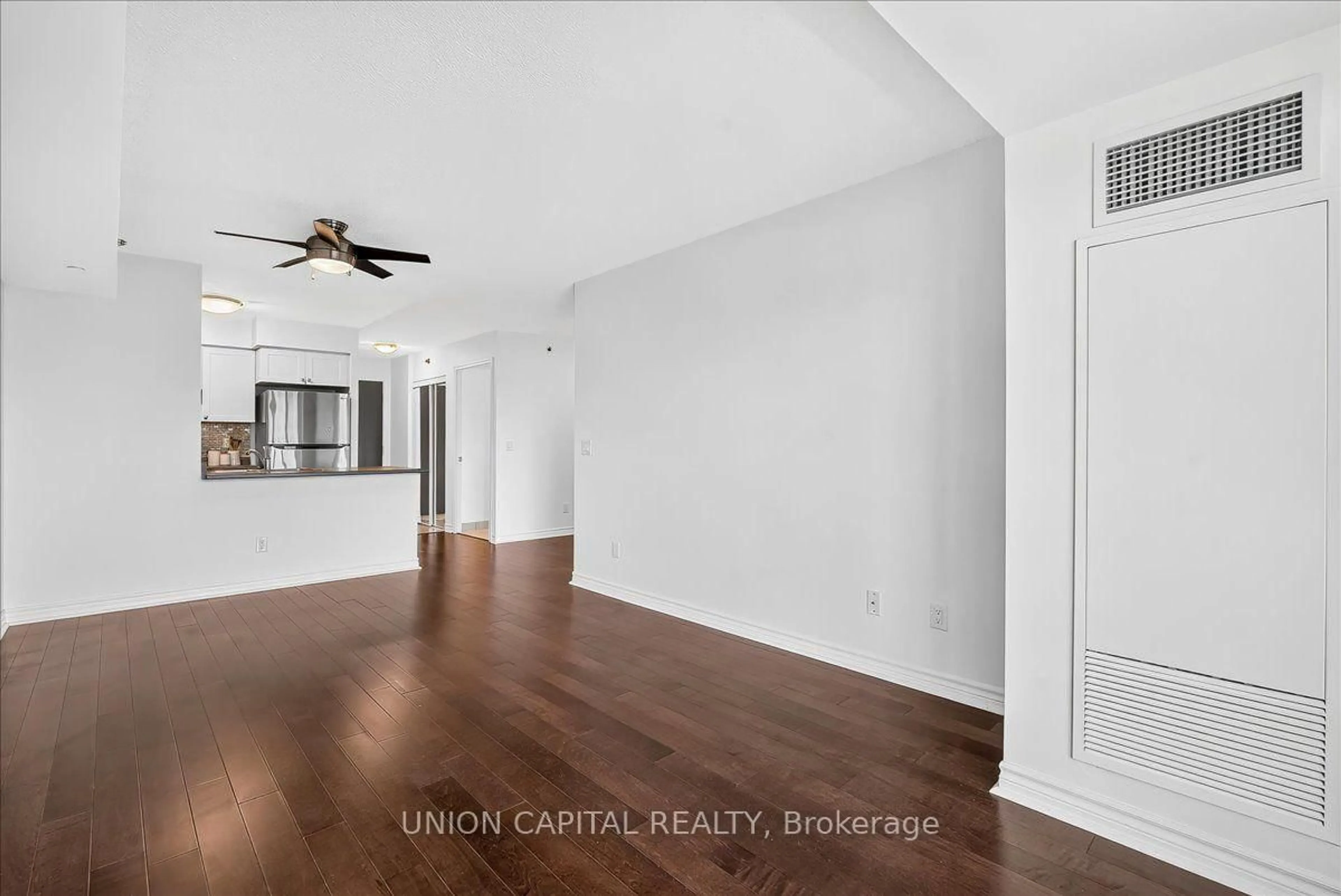 A pic of a room for 35 Saranac Blvd #602, Toronto Ontario M6A 2G4