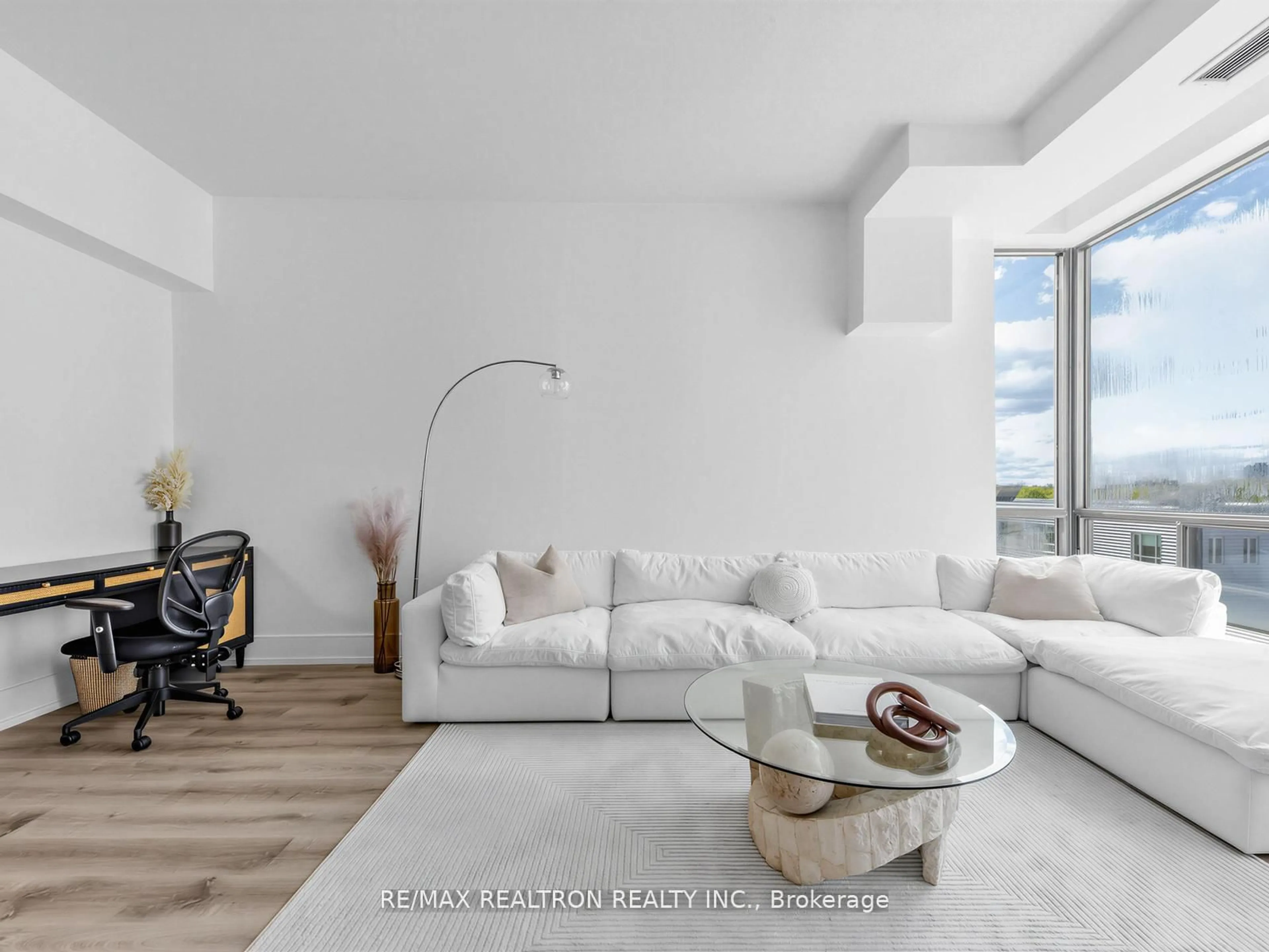 Living room with furniture, unknown for 500 Glencairn Ave #503, Toronto Ontario M6B 1Z1