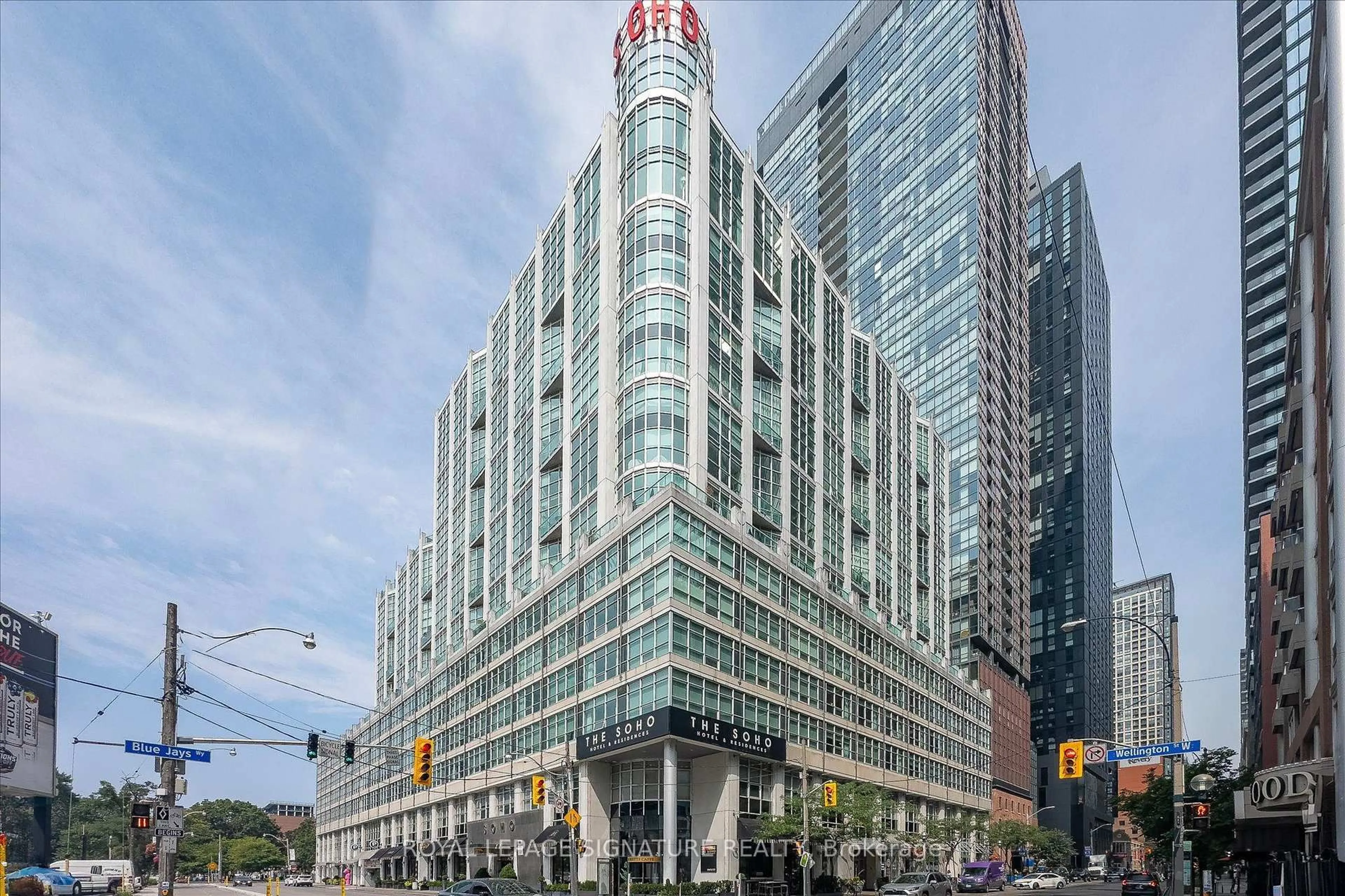 Indoor foyer for 350 Wellington St #M07, Toronto Ontario M5V 3W9