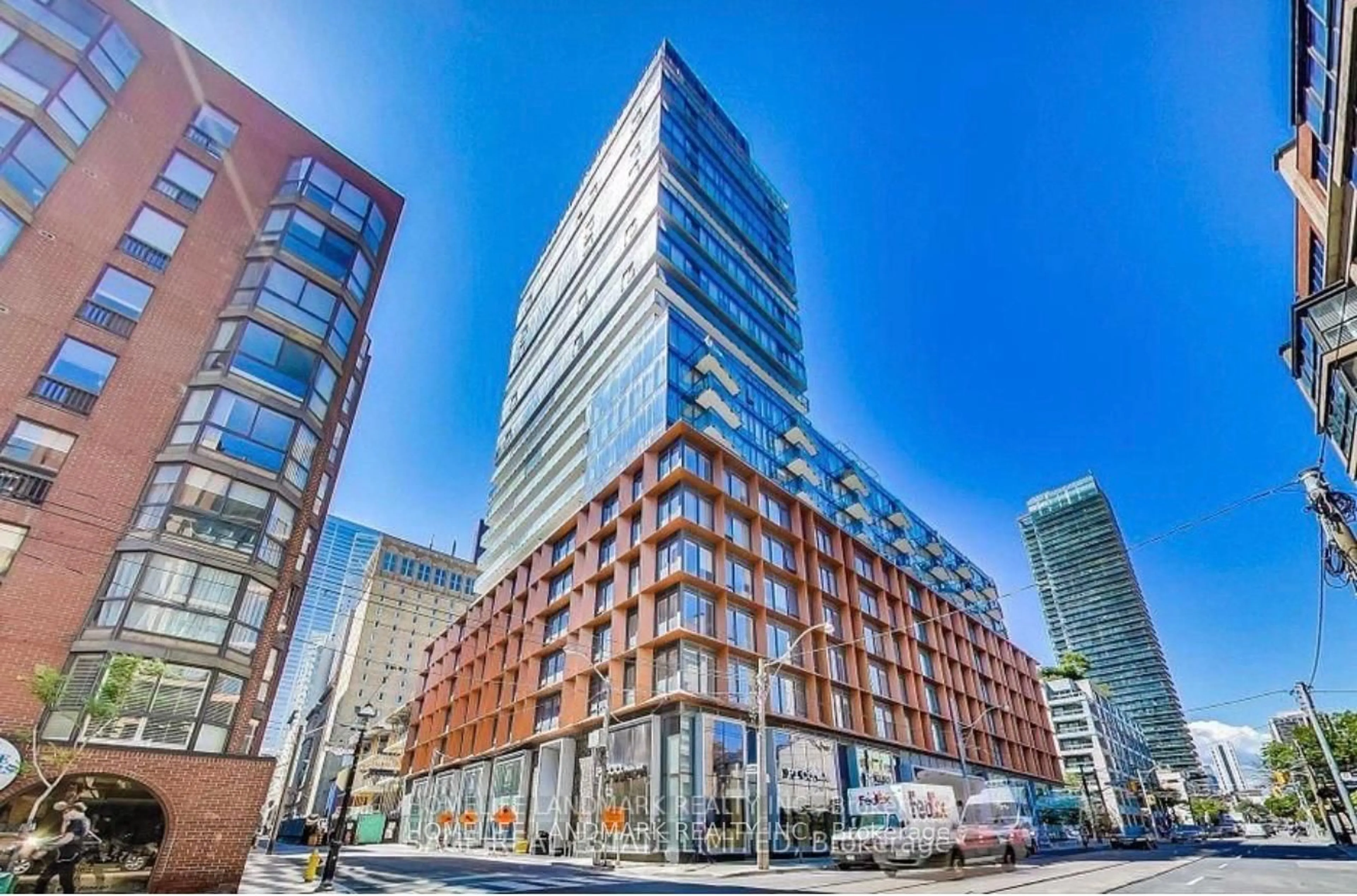 Unknown for 60 Colborne St #1703, Toronto Ontario M5E 0B7