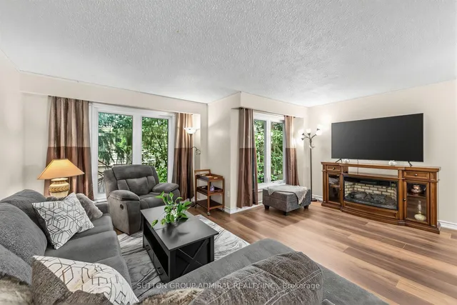 19 Carnival Crt, Toronto 5