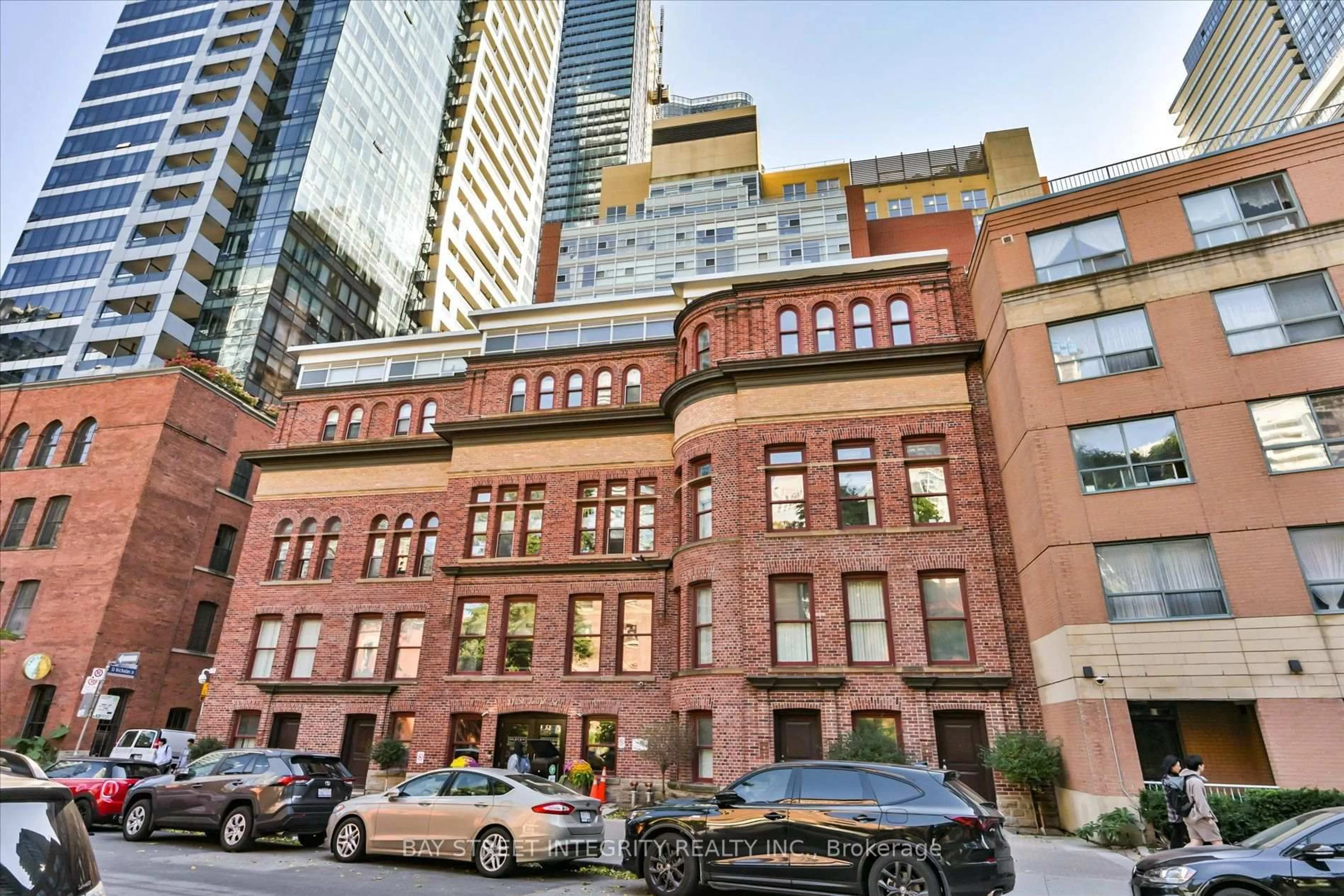 Unknown for 11 St Joseph St #602, Toronto Ontario M4Y 1J8