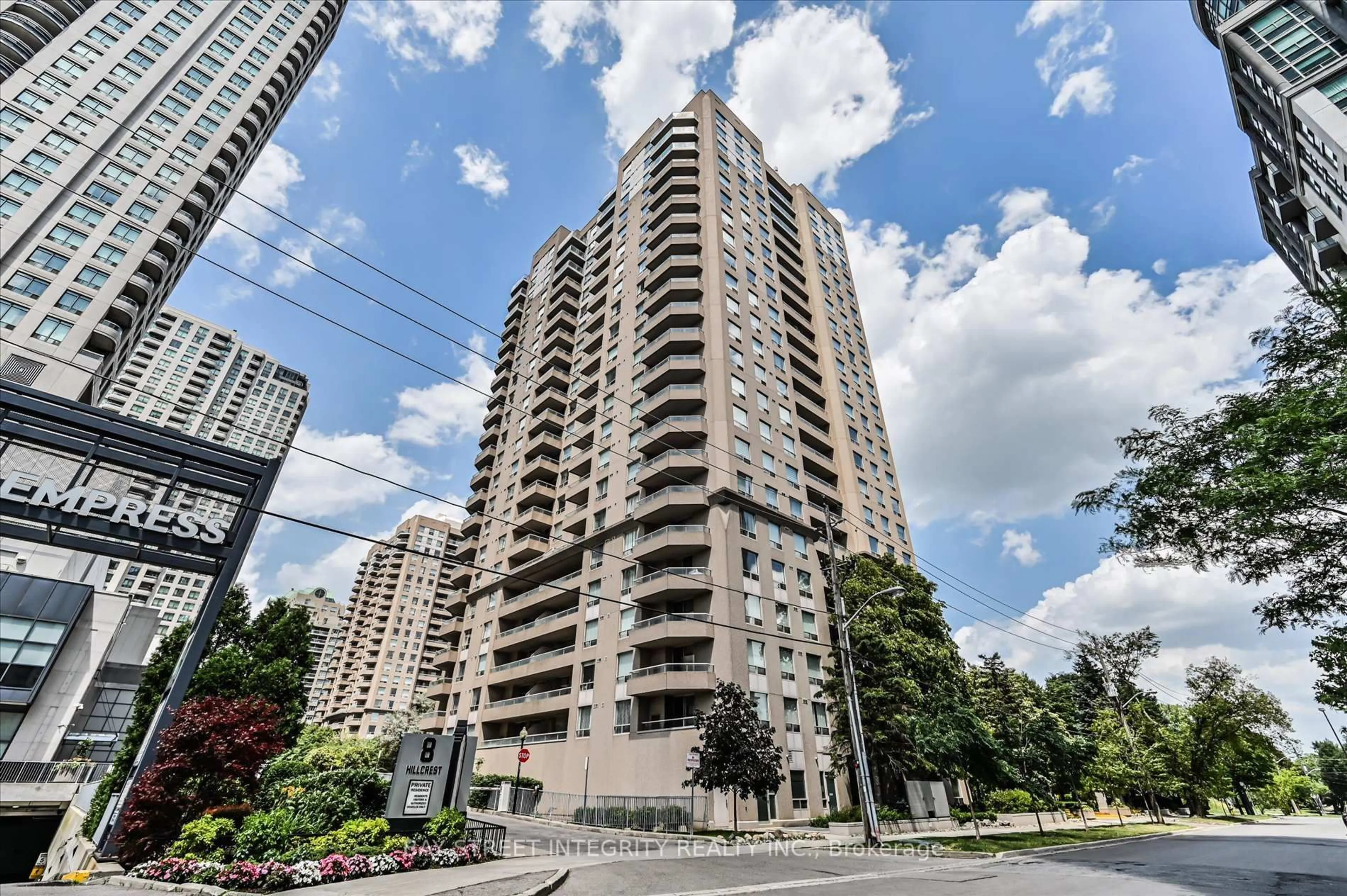 Patio, unknown for 18 Hillcrest Ave #602, Toronto Ontario M2N 6T5