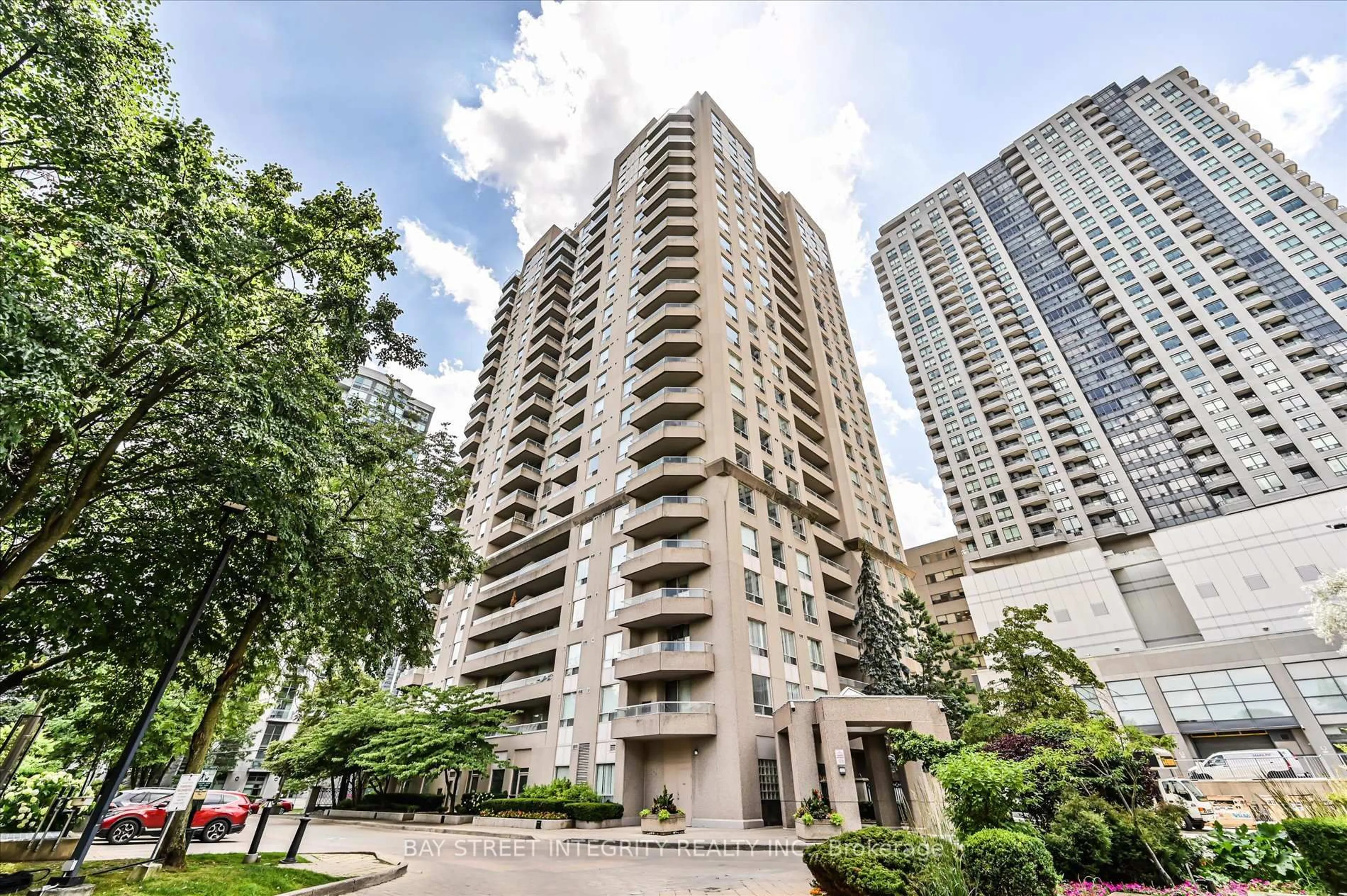 Unknown for 18 Hillcrest Ave #602, Toronto Ontario M2N 6T5