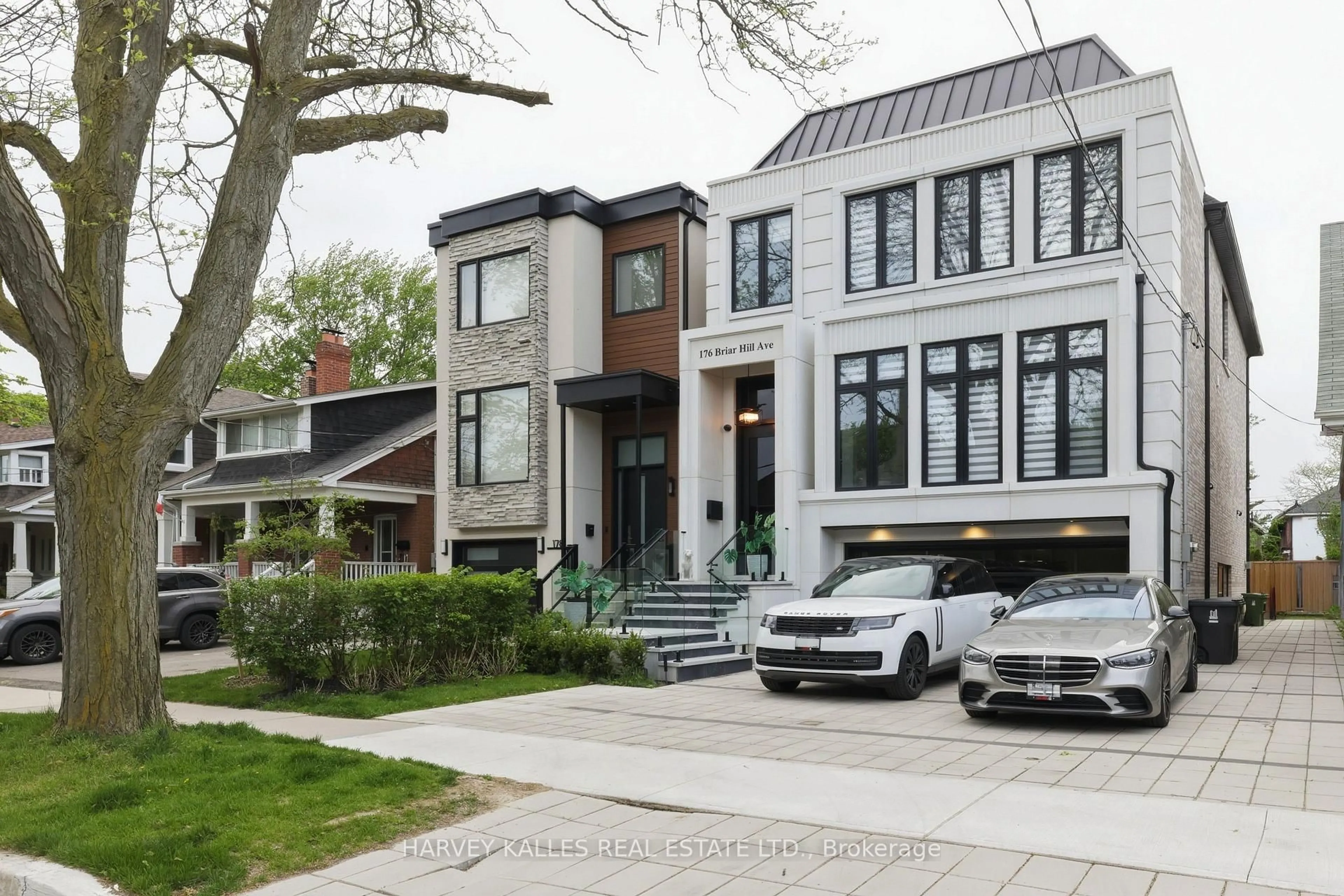 Home with brick exterior material, street for 176 Briar Hill Ave, Toronto Ontario M4R 1H9