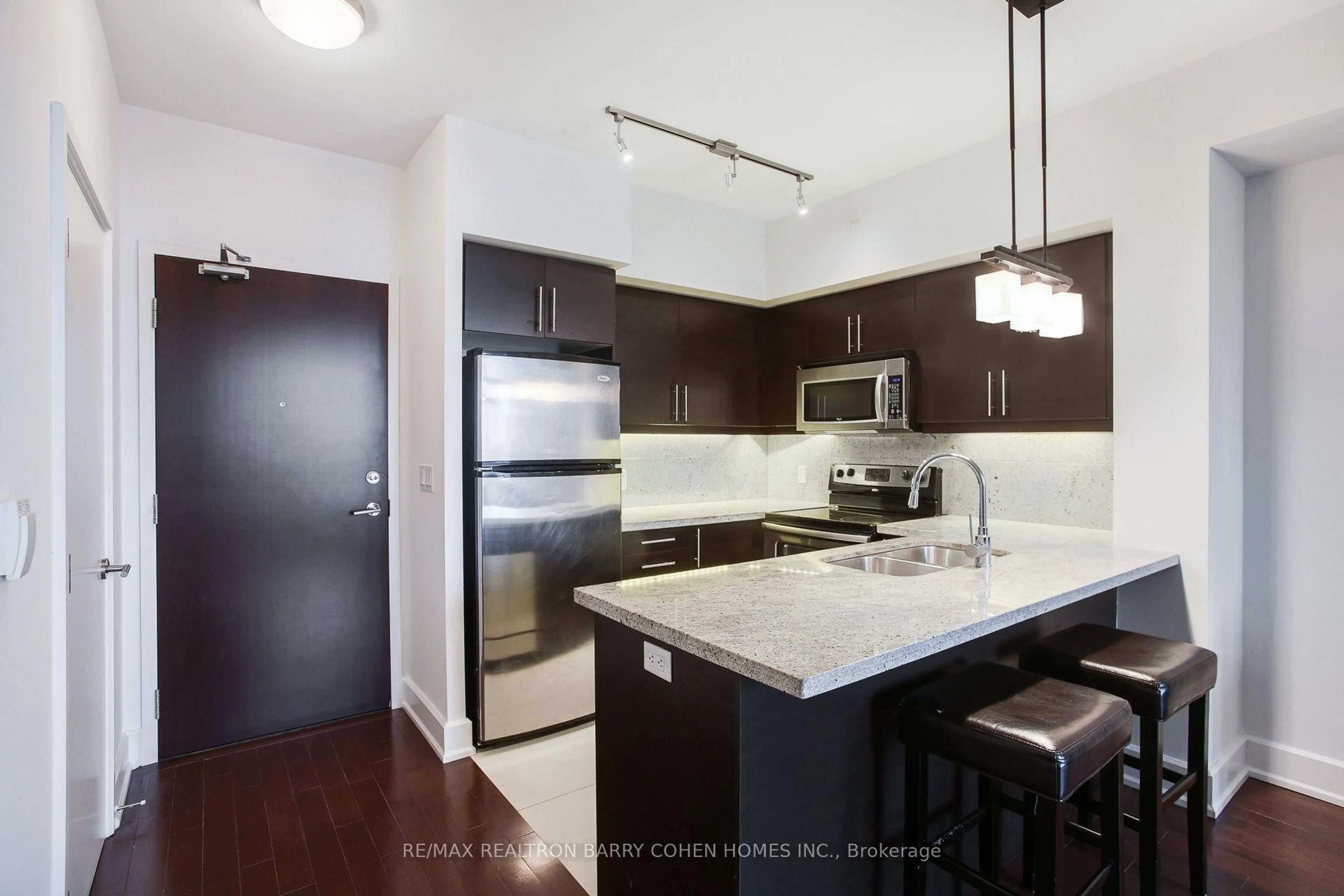 Unknown for 676 Sheppard Ave #616, Toronto Ontario M2K 1B7