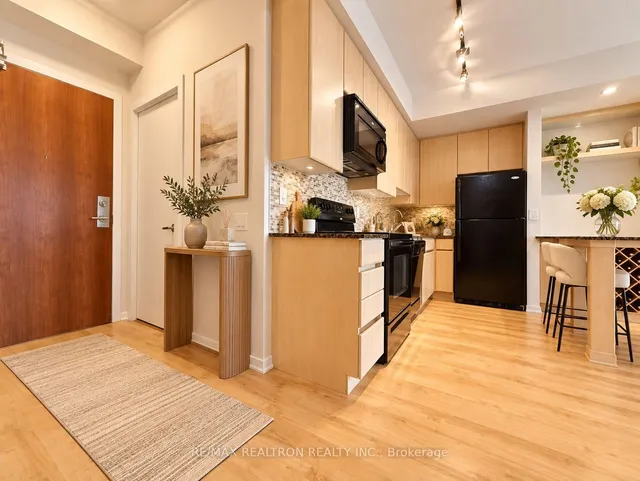 30 Canterbury Pl #1103, Toronto 2