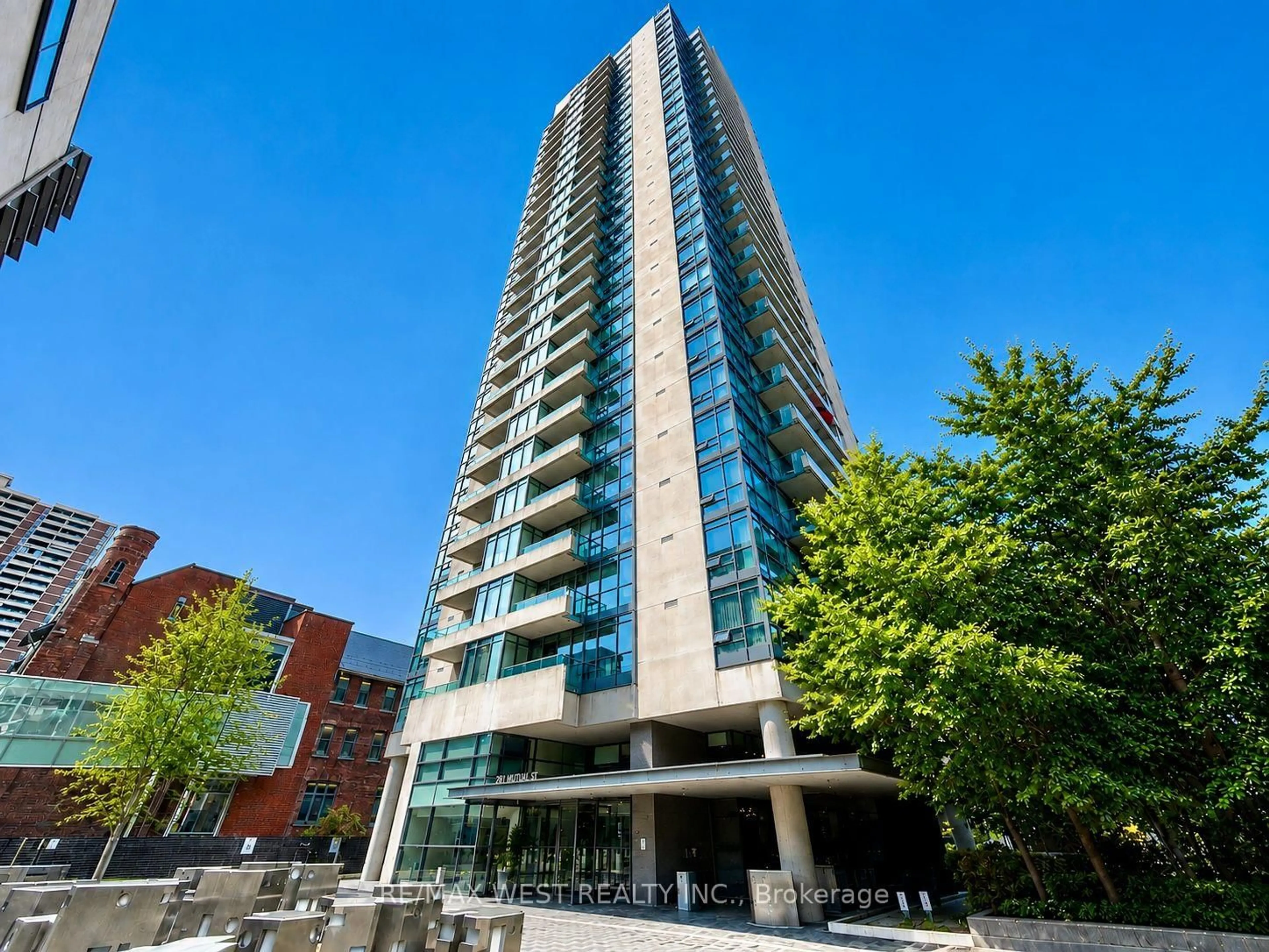Unknown for 281 Mutual St #2408, Toronto Ontario M4Y 3C4