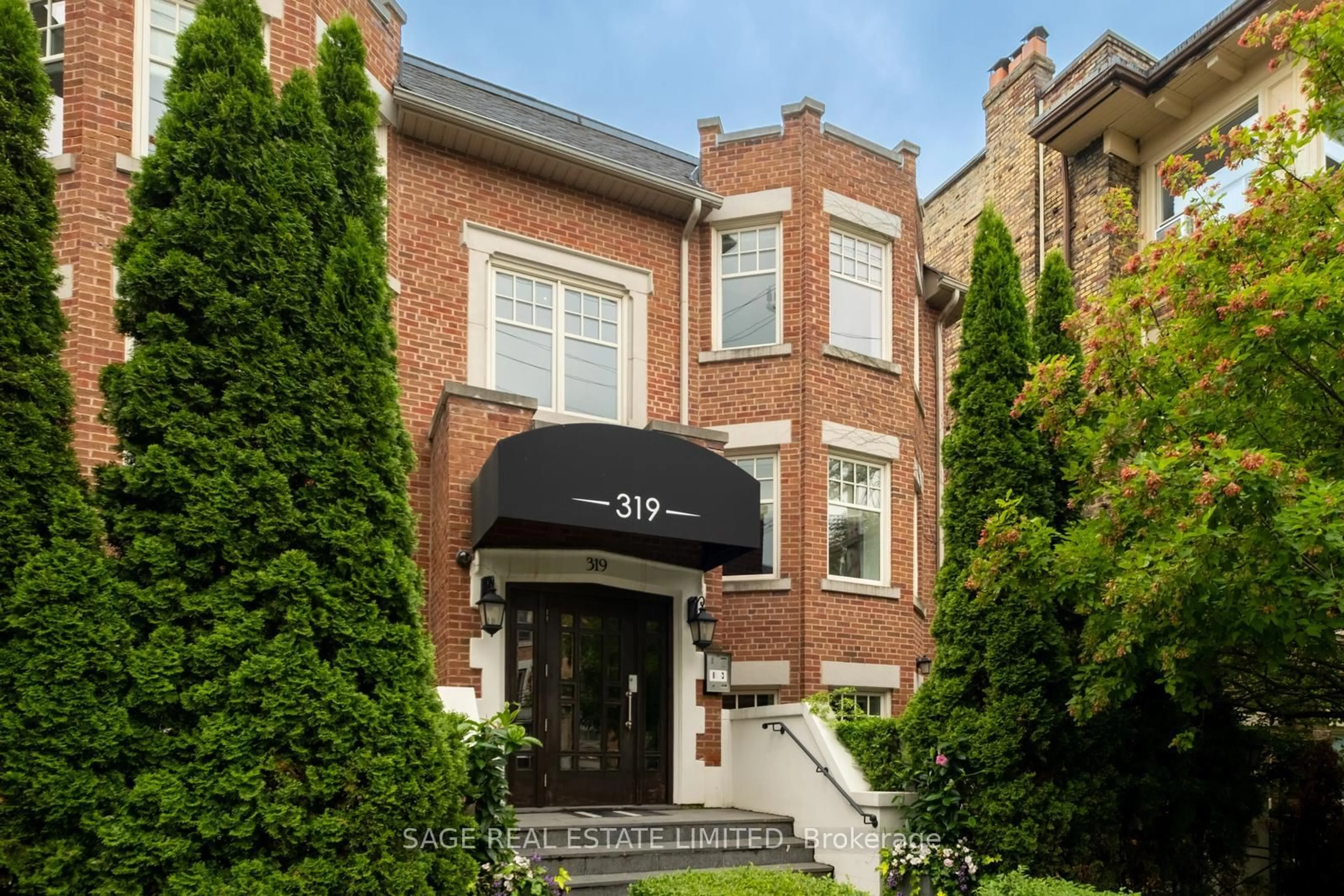 Home with brick exterior material, street for 319 Lonsdale Rd #3D, Toronto Ontario M4V 1X3
