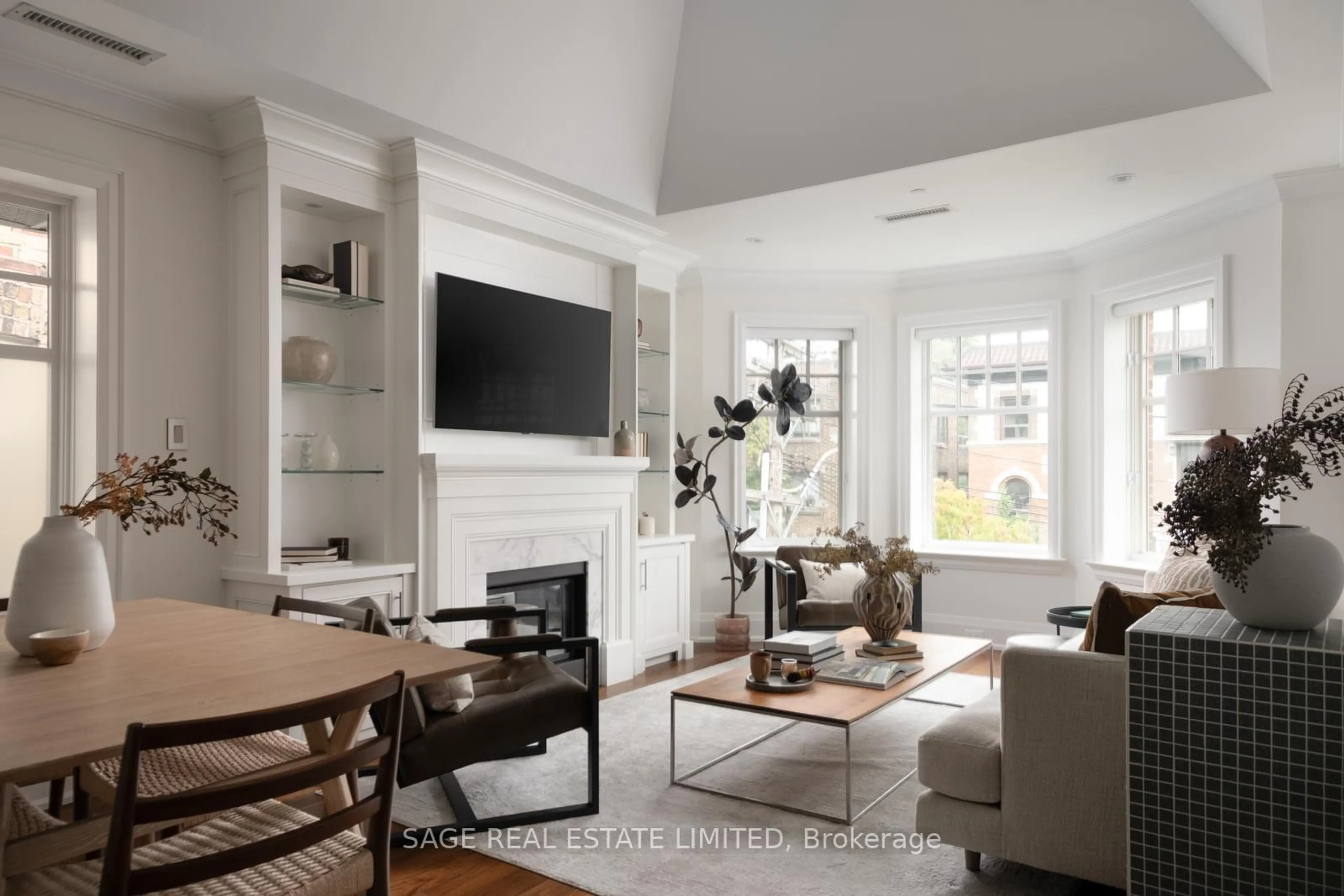 Living room with furniture, unknown for 319 Lonsdale Rd #3D, Toronto Ontario M4V 1X3
