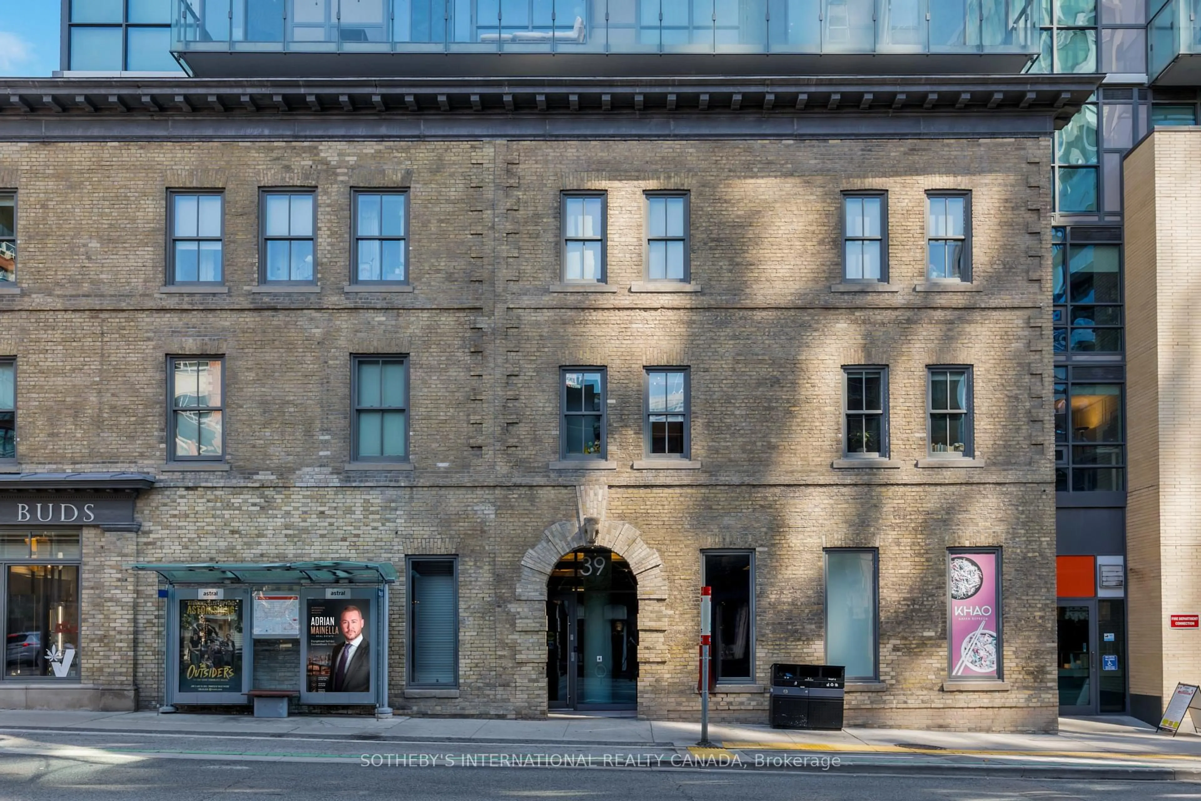 Unknown for 39 Sherbourne St #1606, Toronto Ontario M5A 0L8