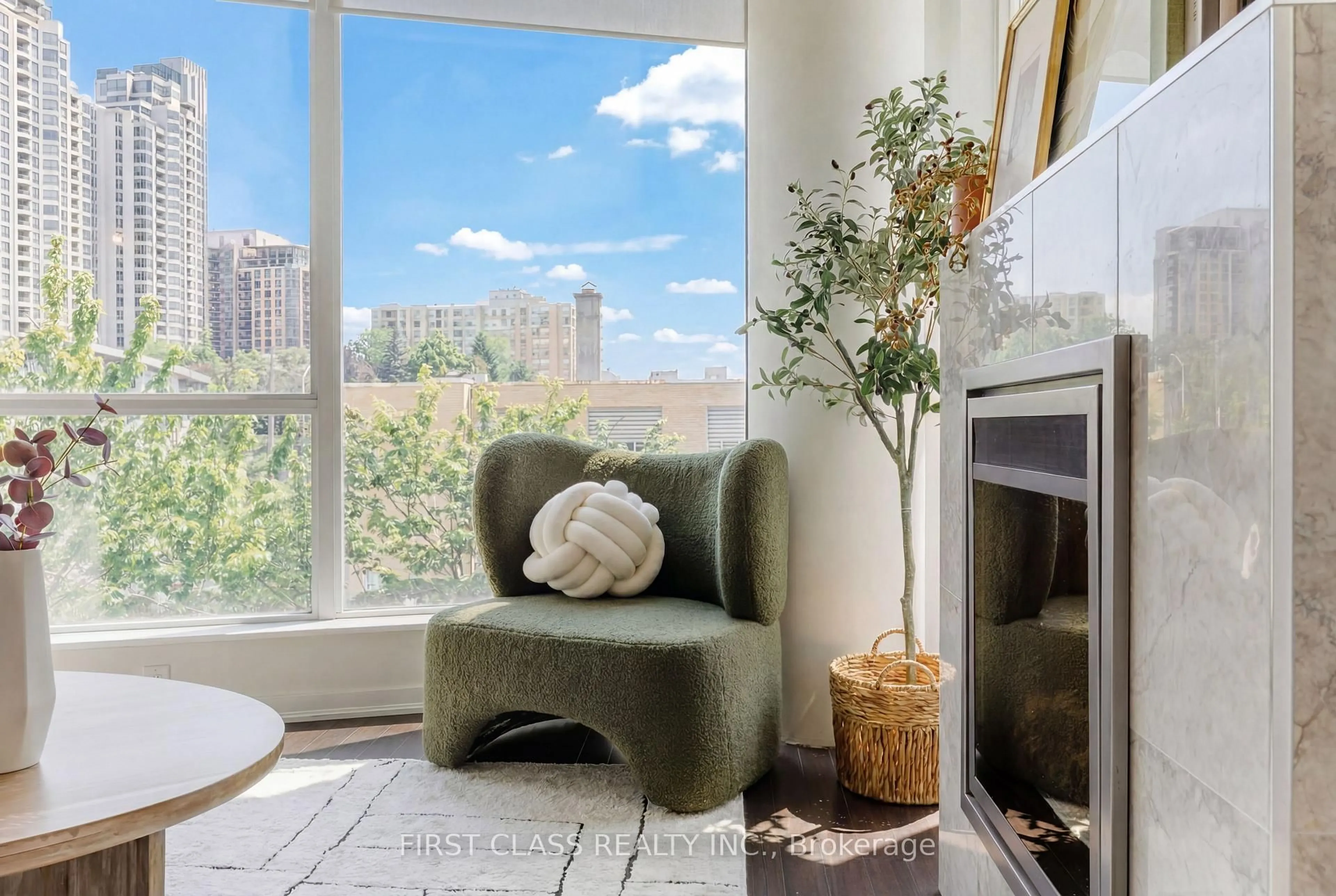 Living room with furniture, unknown for 30 Canterbury Pl #305, Toronto Ontario M2N 0B9