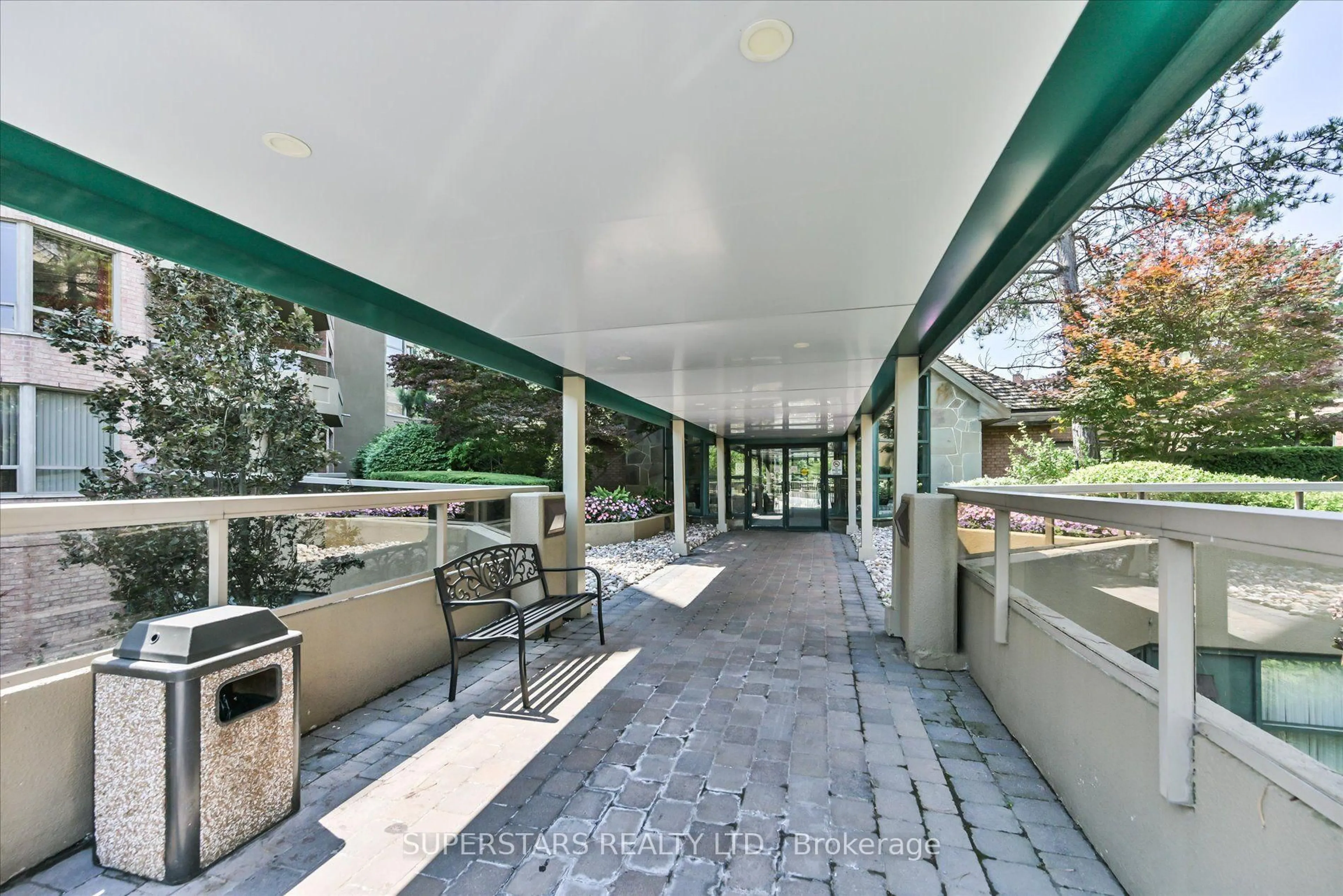 Patio, street for 1210 Don Mills Rd #625, Toronto Ontario M3B 3N9