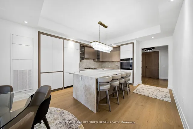 2 Forest Hill Rd #313, Toronto 5