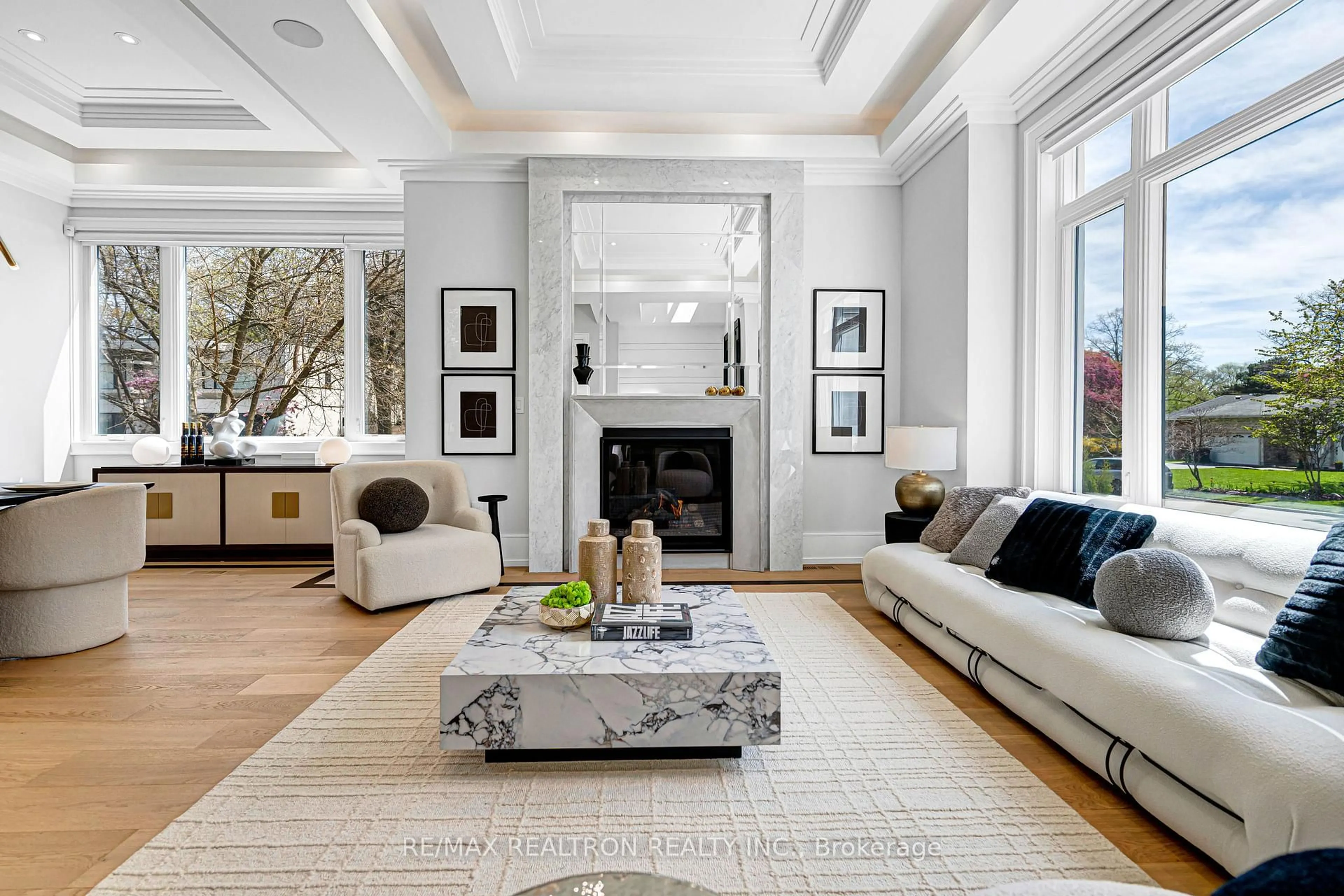 Living room with furniture, unknown for 16 Ballyronan Rd, Toronto Ontario M3B 1V1