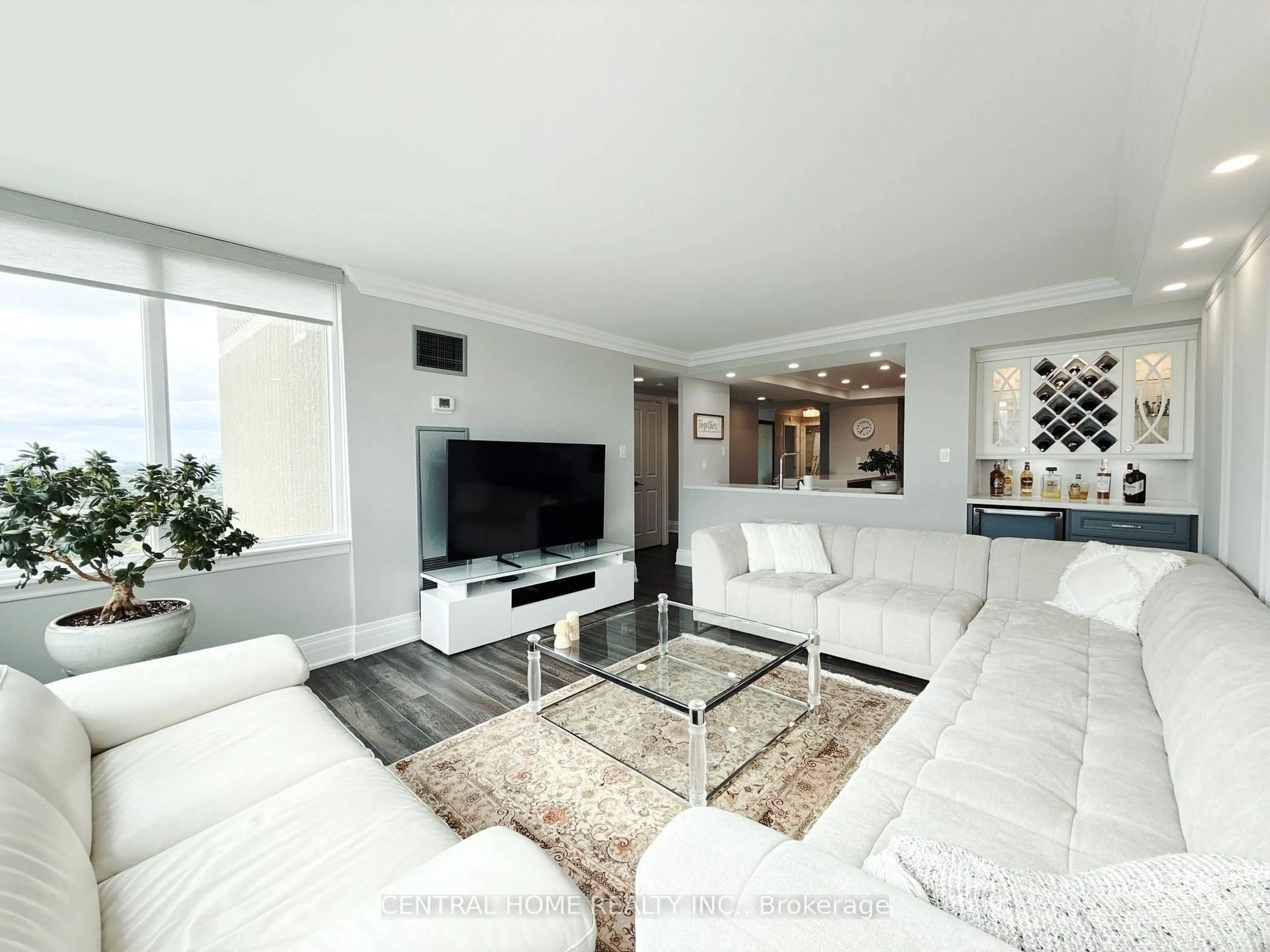 Living room with furniture, unknown for 55 Skymark Dr #2703, Toronto Ontario M2H 3N4