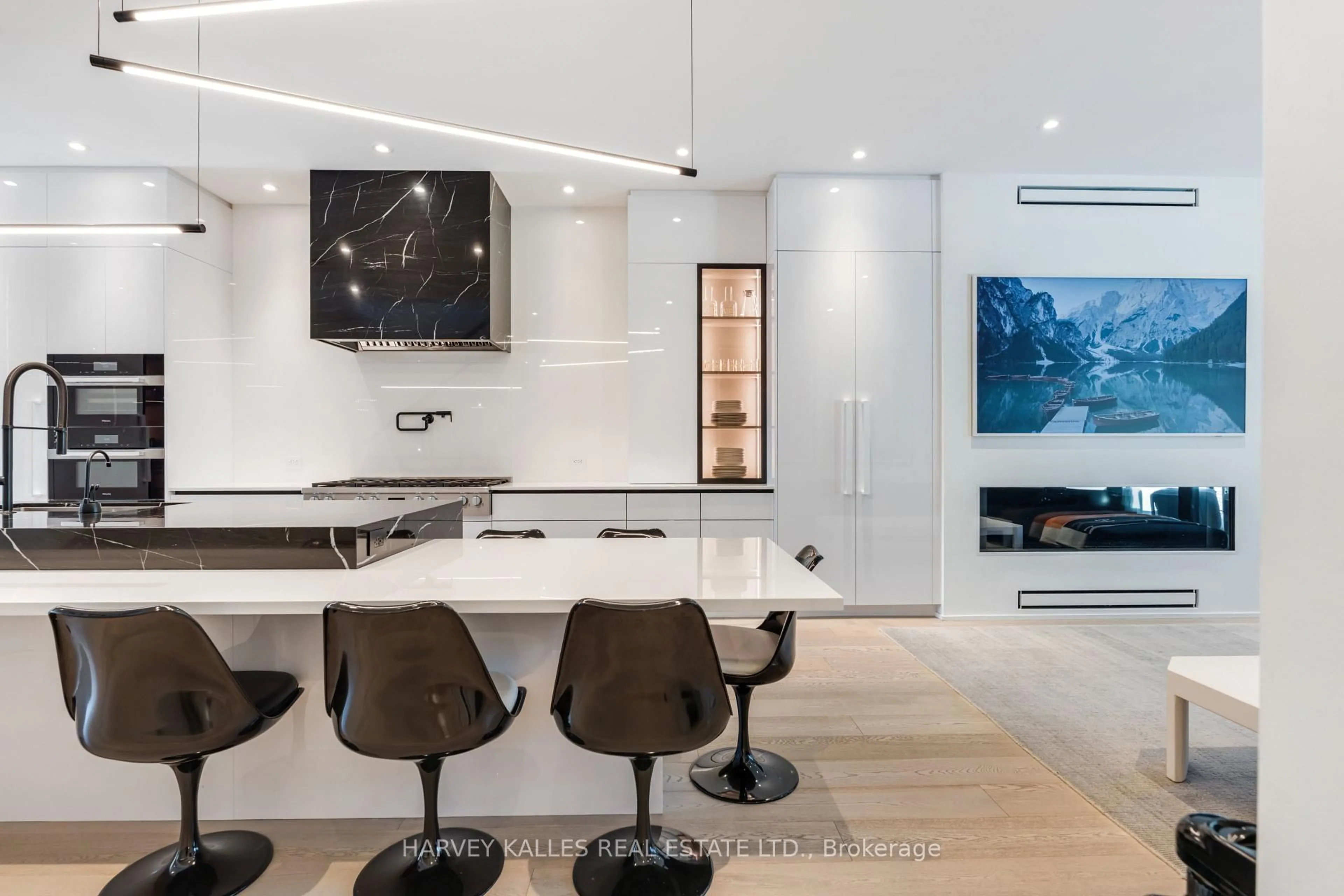 Contemporary kitchen, unknown for 40 Thelma Ave, Toronto Ontario M4V 1X9