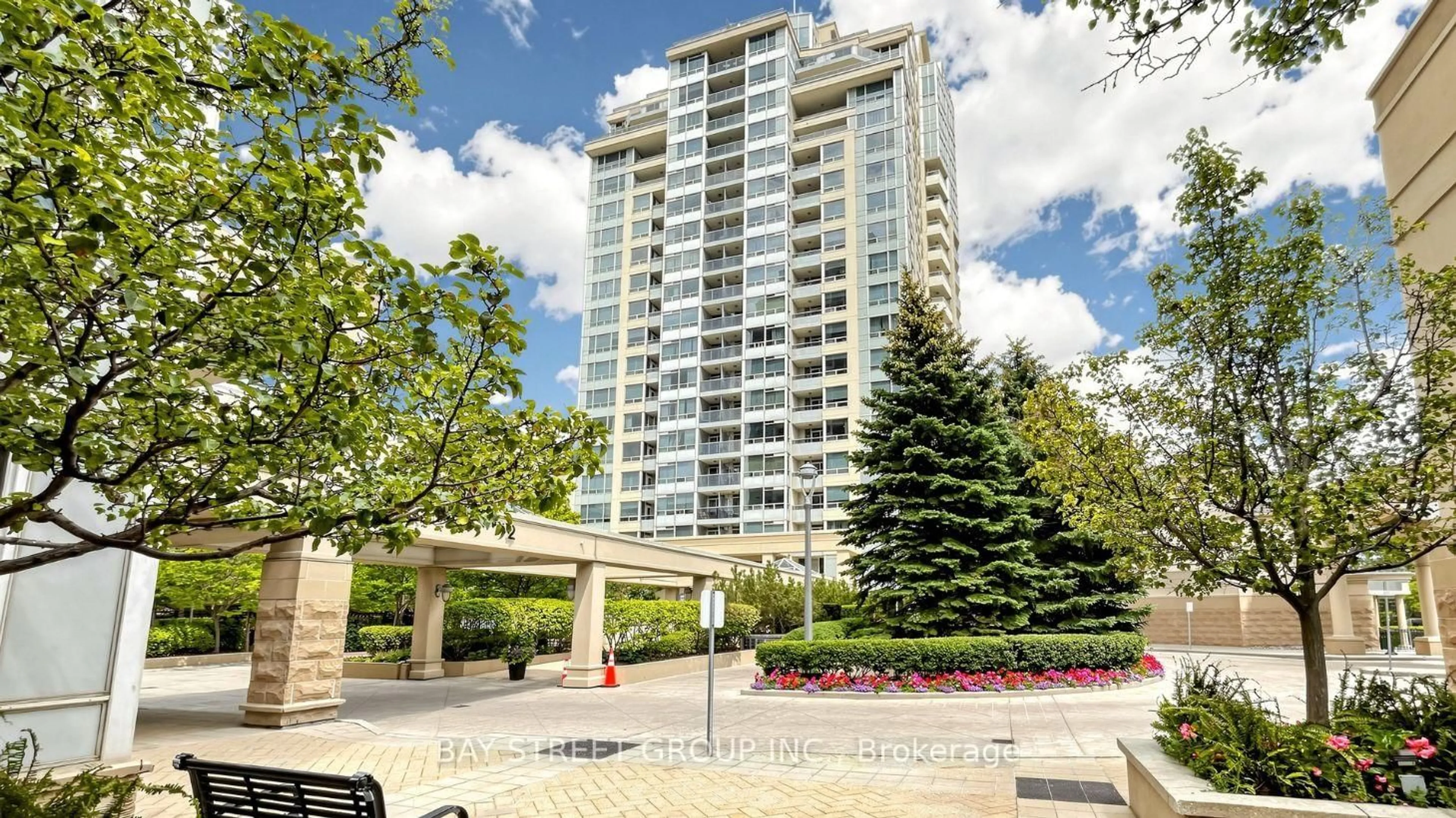 Indoor foyer for 8 Rean Dr #1505, Toronto Ontario M2K 3B9