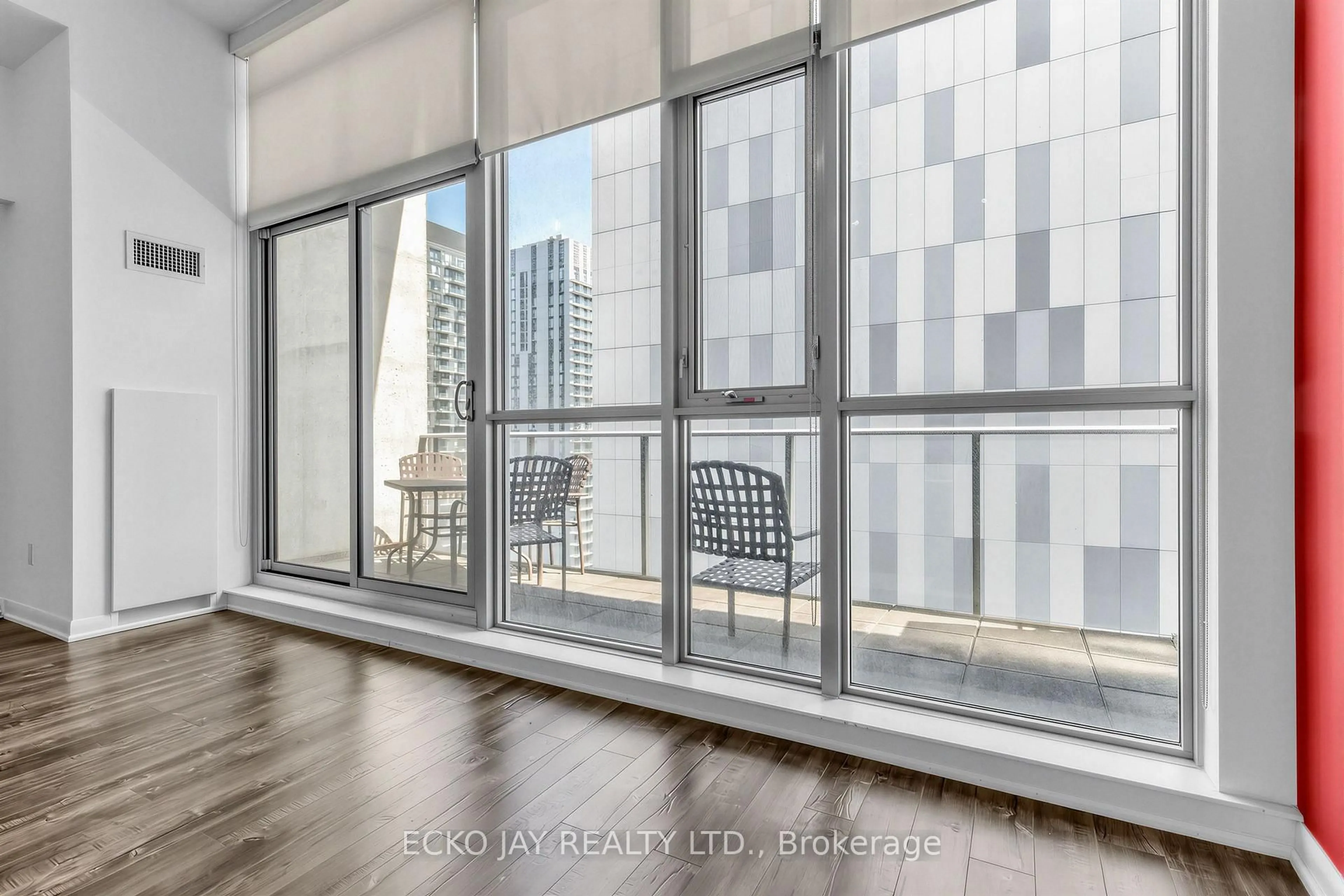 A pic of a room for 375 King St #3506, Toronto Ontario M5V 1K5