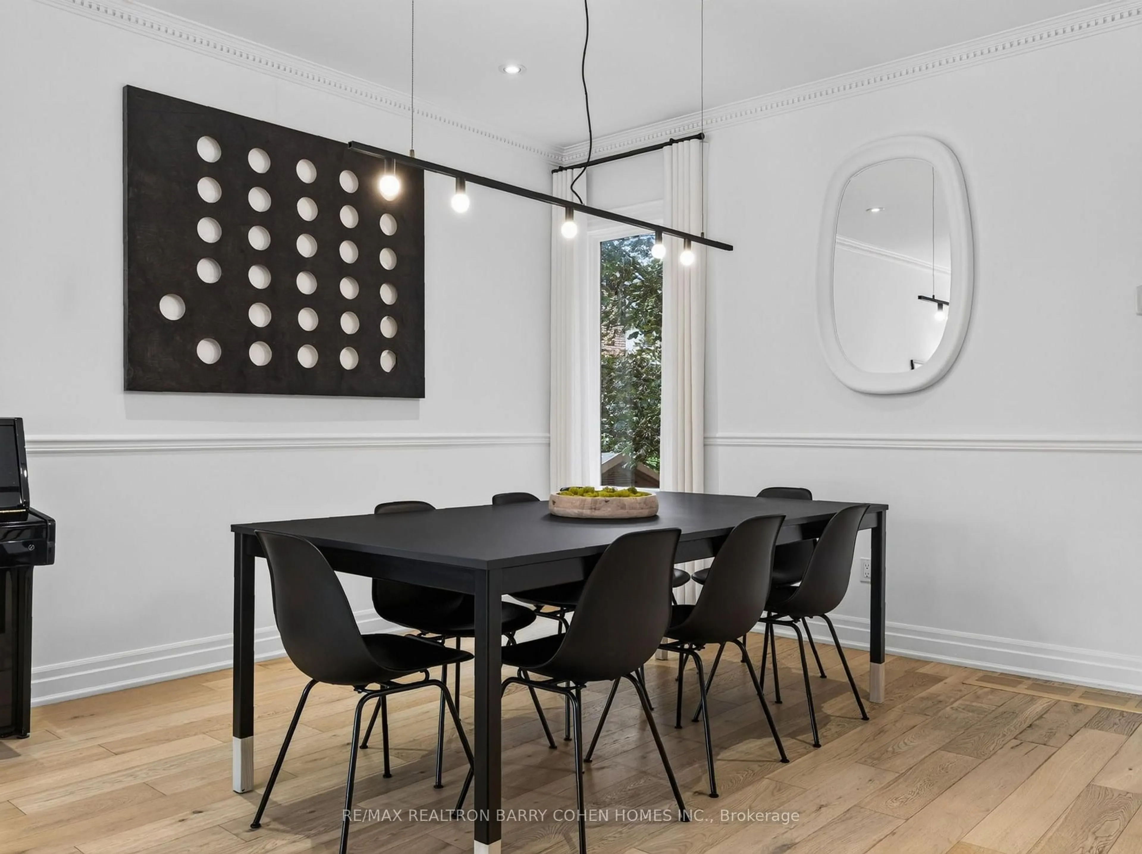 Dining room, unknown for 18 Joicey Blvd, Toronto Ontario M5M 2S7