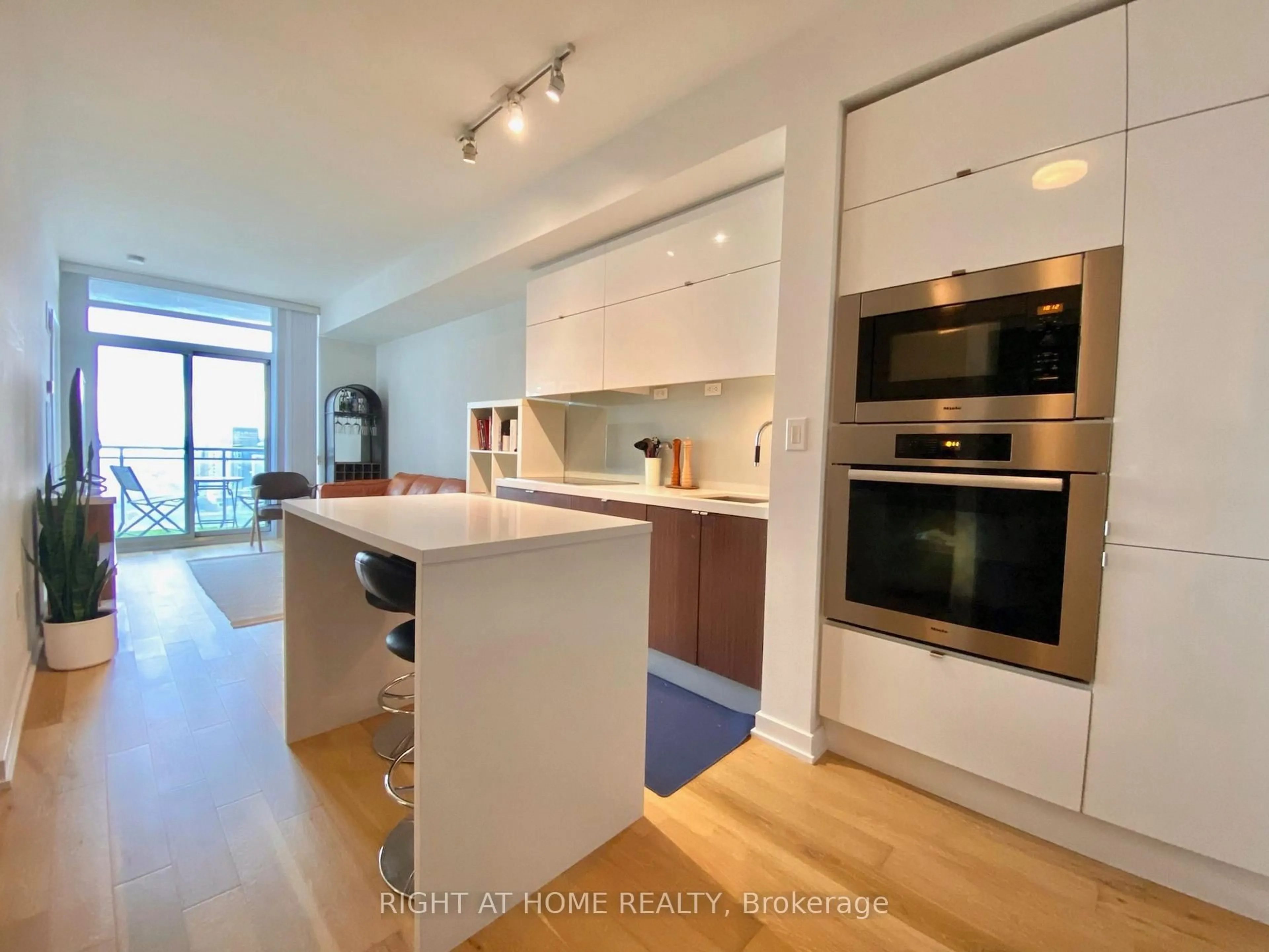Contemporary kitchen, unknown for 21 Iceboat Terr #4011, Toronto Ontario M5V 4A9