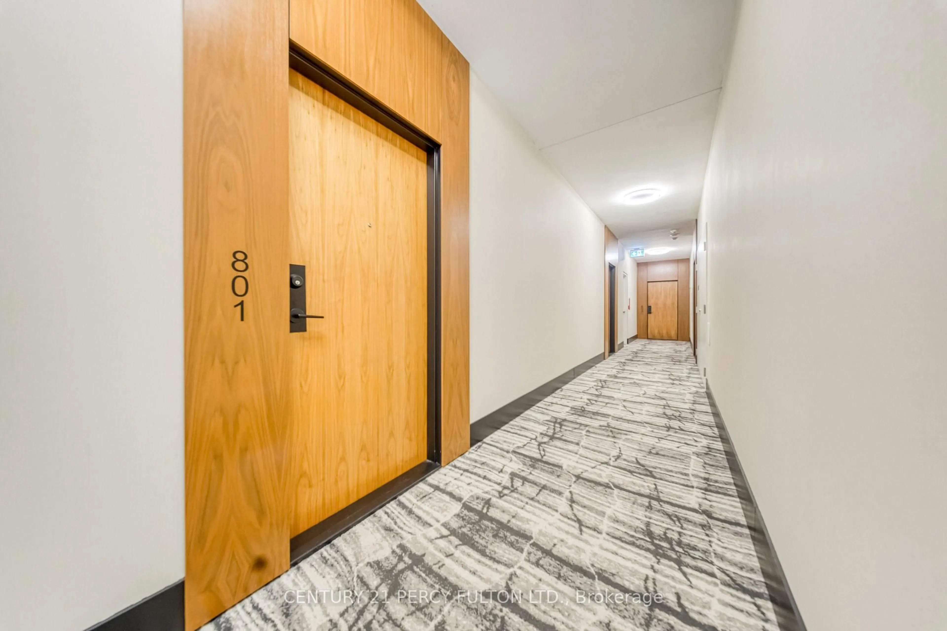 Indoor foyer for 1 Market St #801, Toronto Ontario M5E 0A2