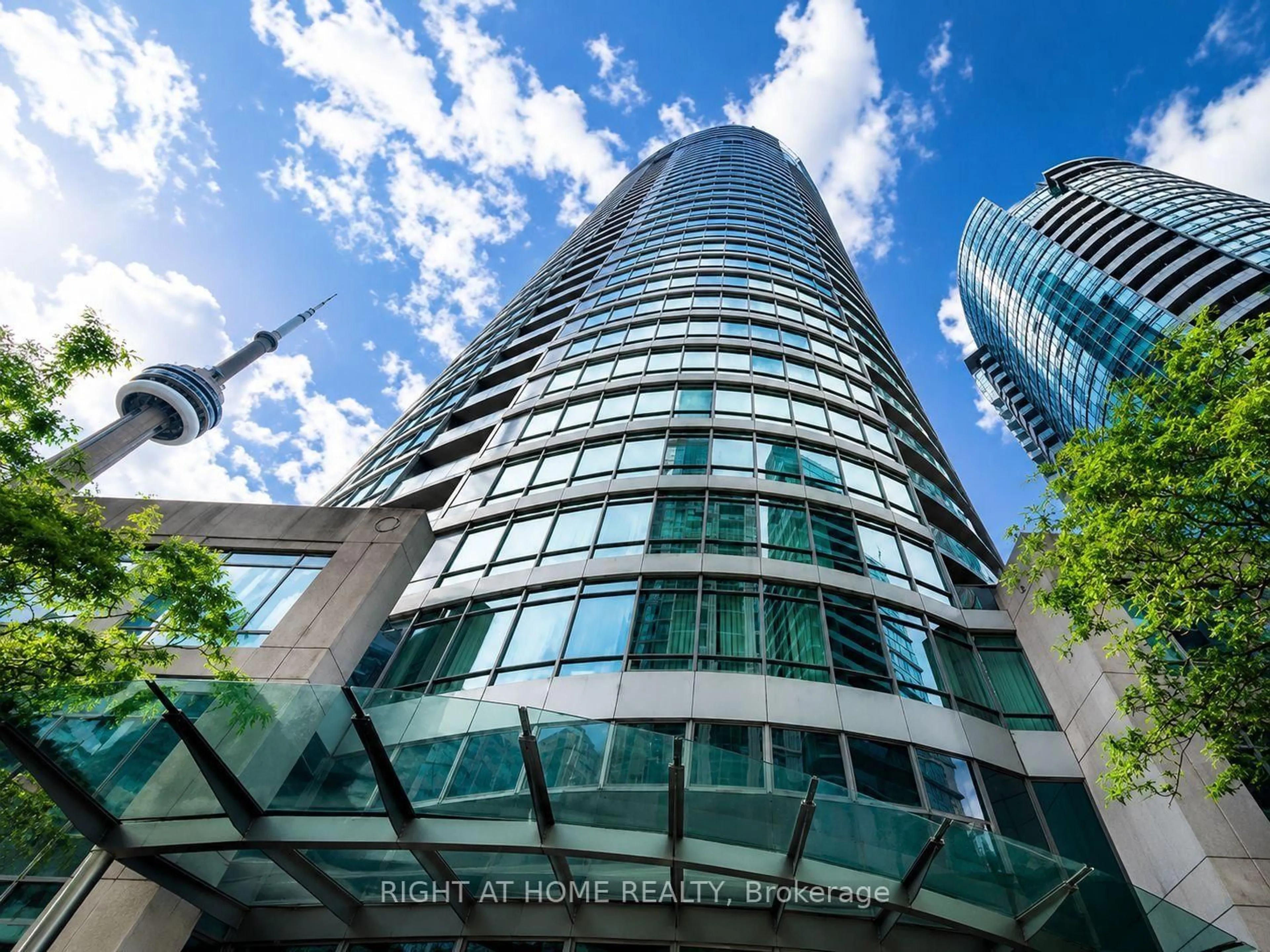 Indoor foyer for 361 Front St #3602, Toronto Ontario M5V 3R5