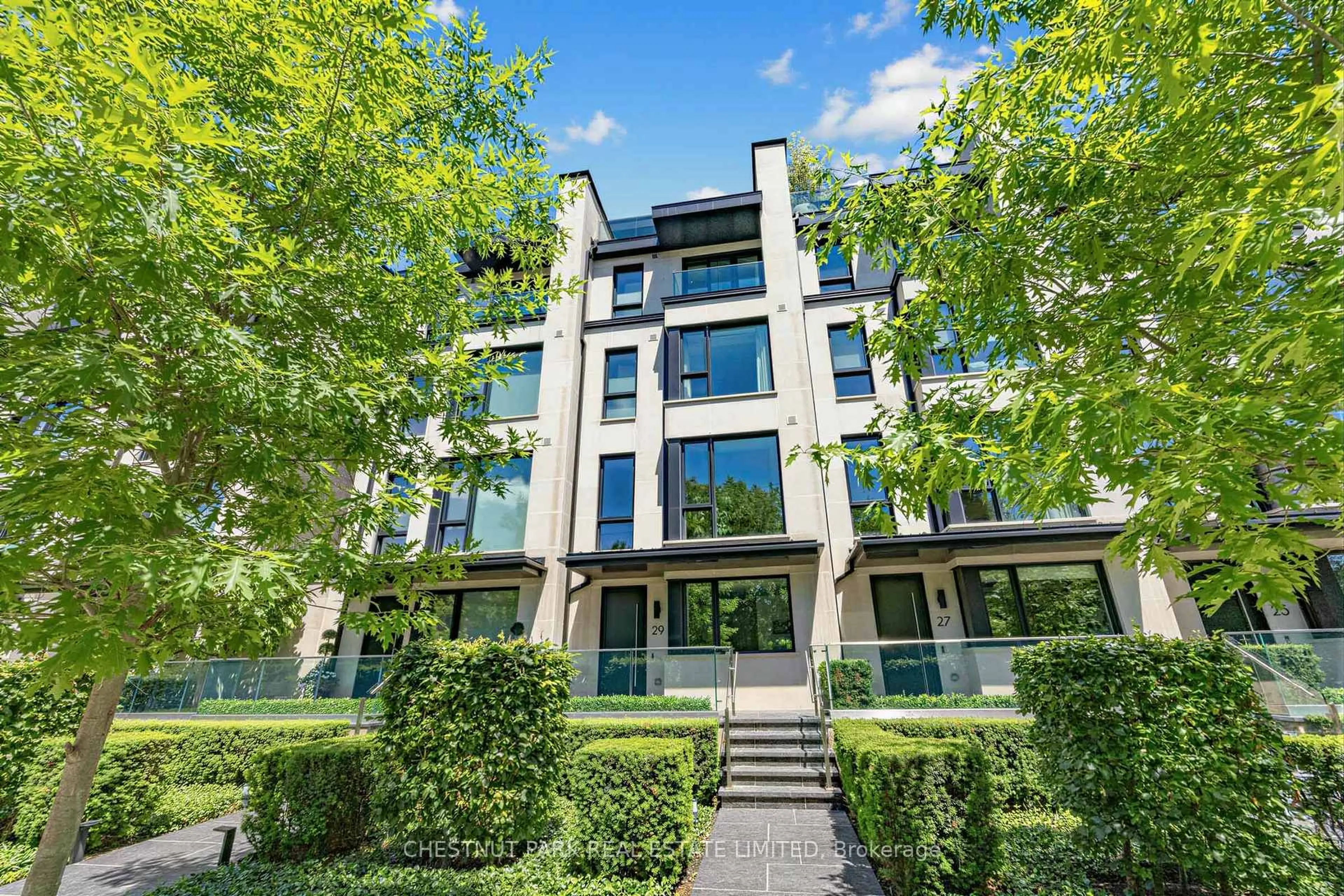 Unknown for 29 Oaklands Ave, Toronto Ontario M4V 0A9