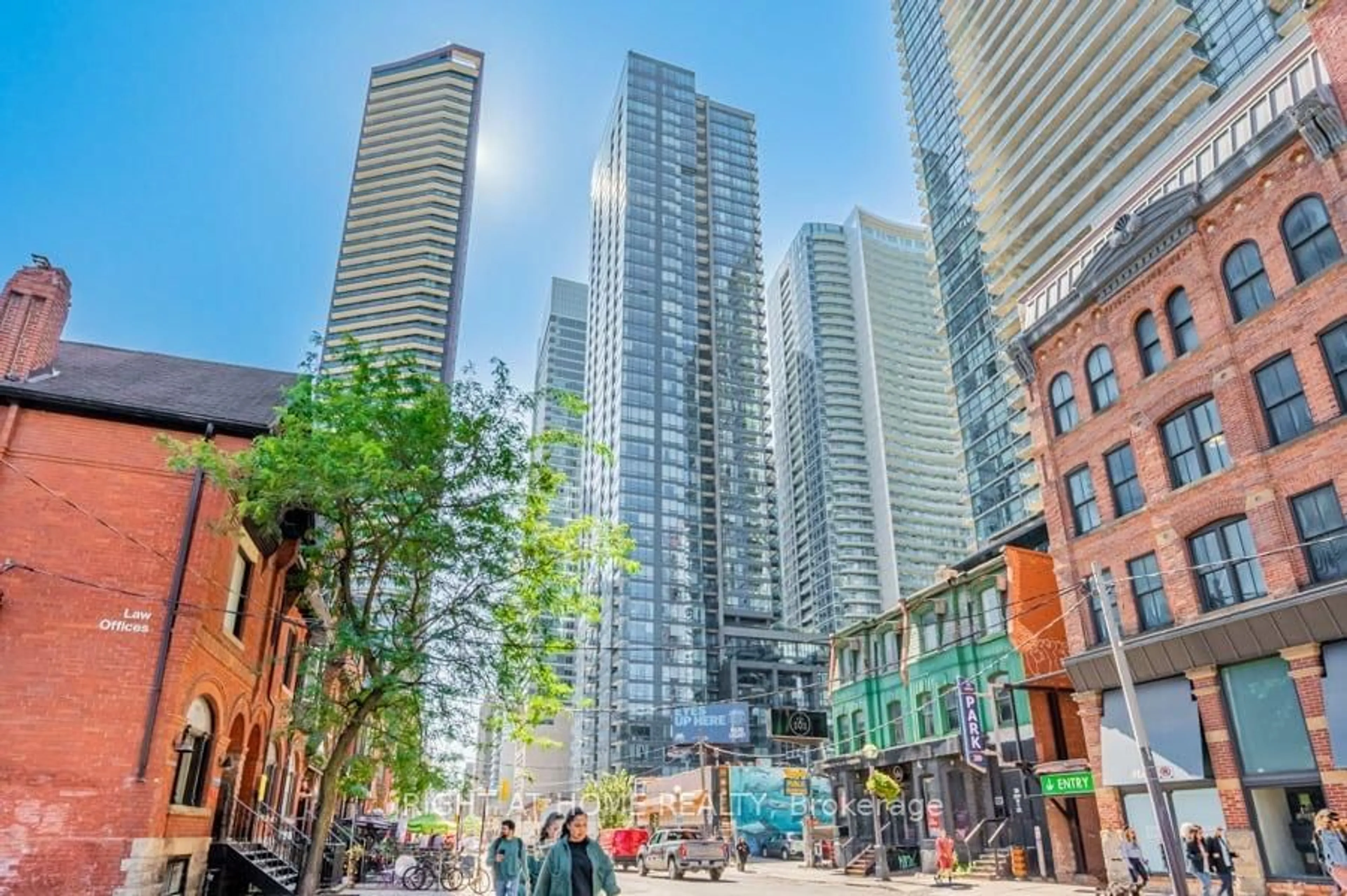 Patio, street for 295 Adelaide St #1210, Toronto Ontario M5V 0L4
