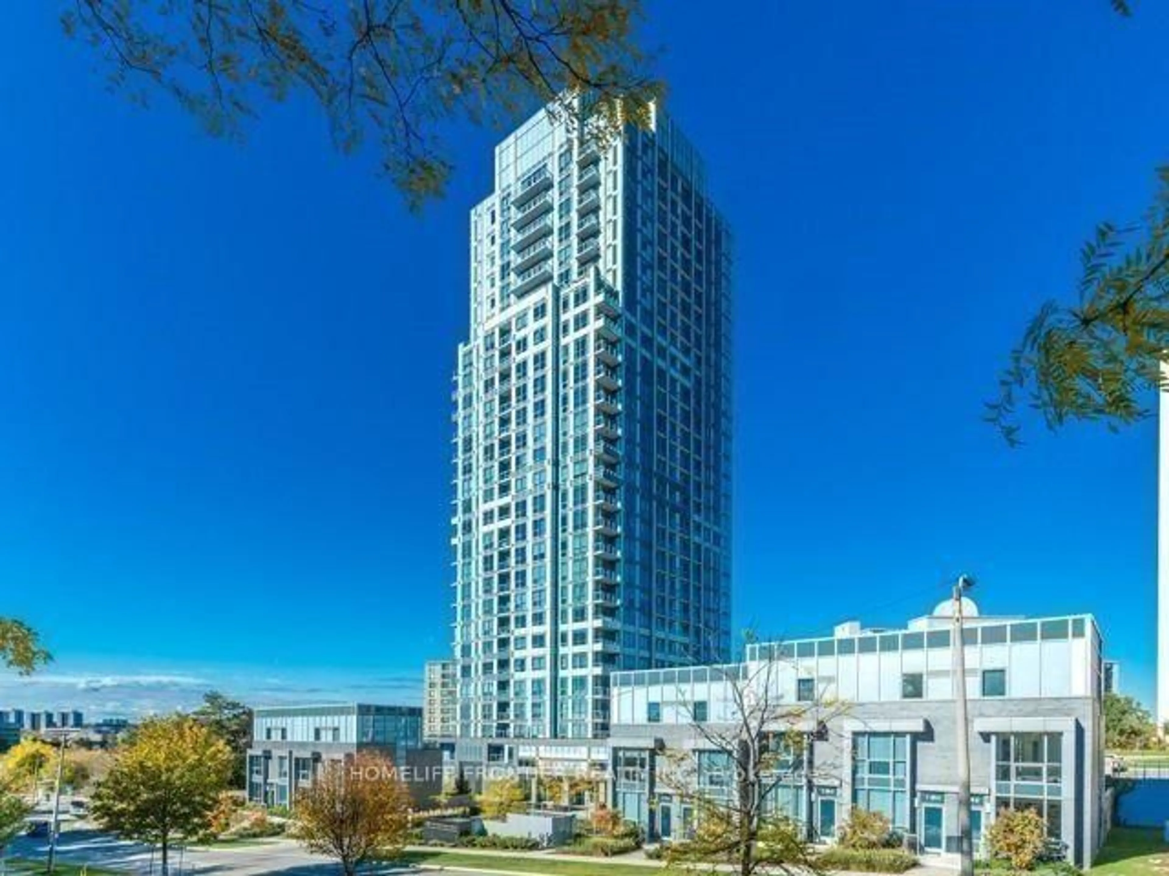 Indoor foyer for 18 Graydon Hall Dr #2211, Toronto Ontario M3A 2Z9