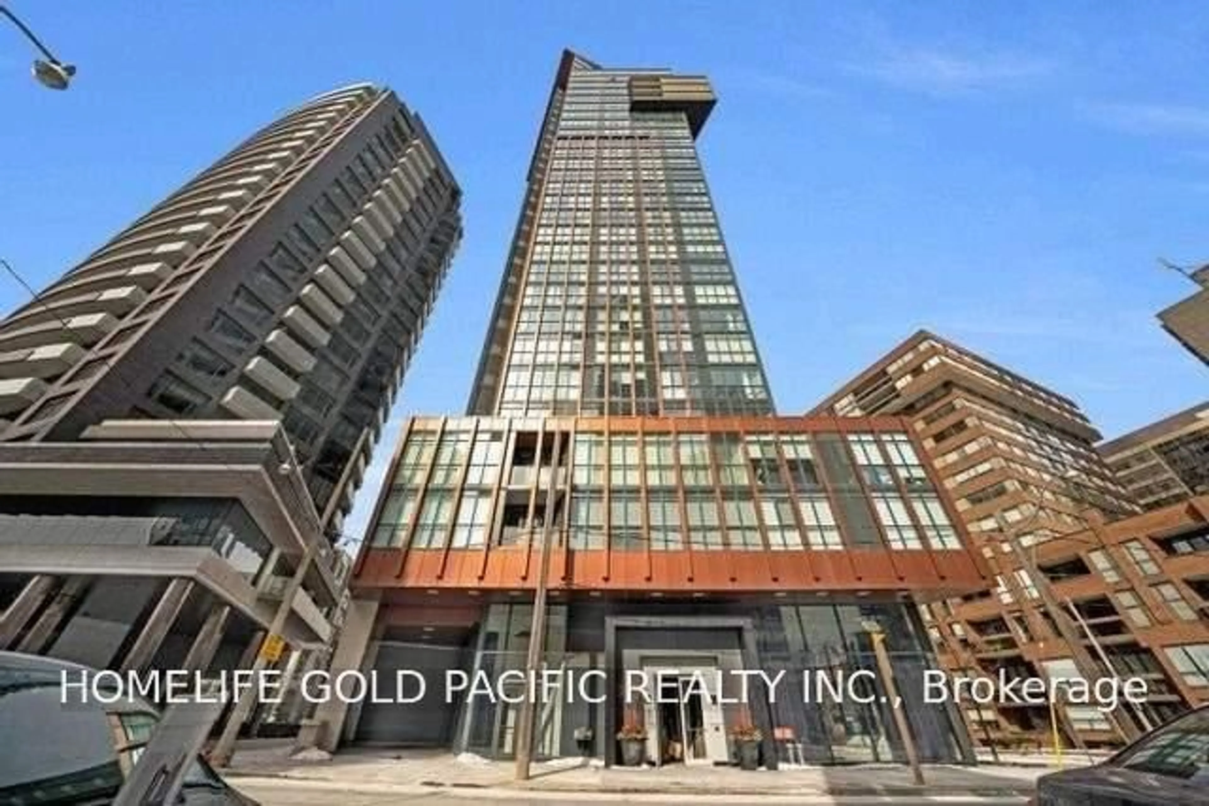 Unknown for 32 Davenport Rd #1701, Toronto Ontario M5R 1H3