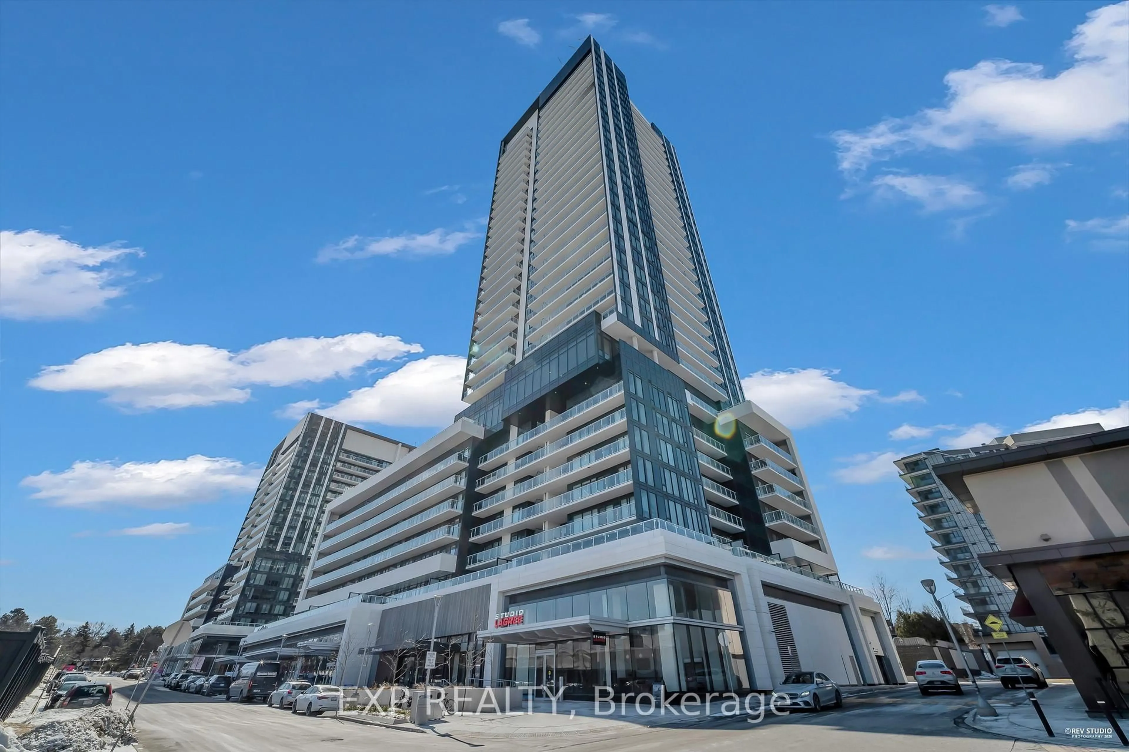 Indoor foyer for 50 O'neill Rd #313, Toronto Ontario M3C 0R2