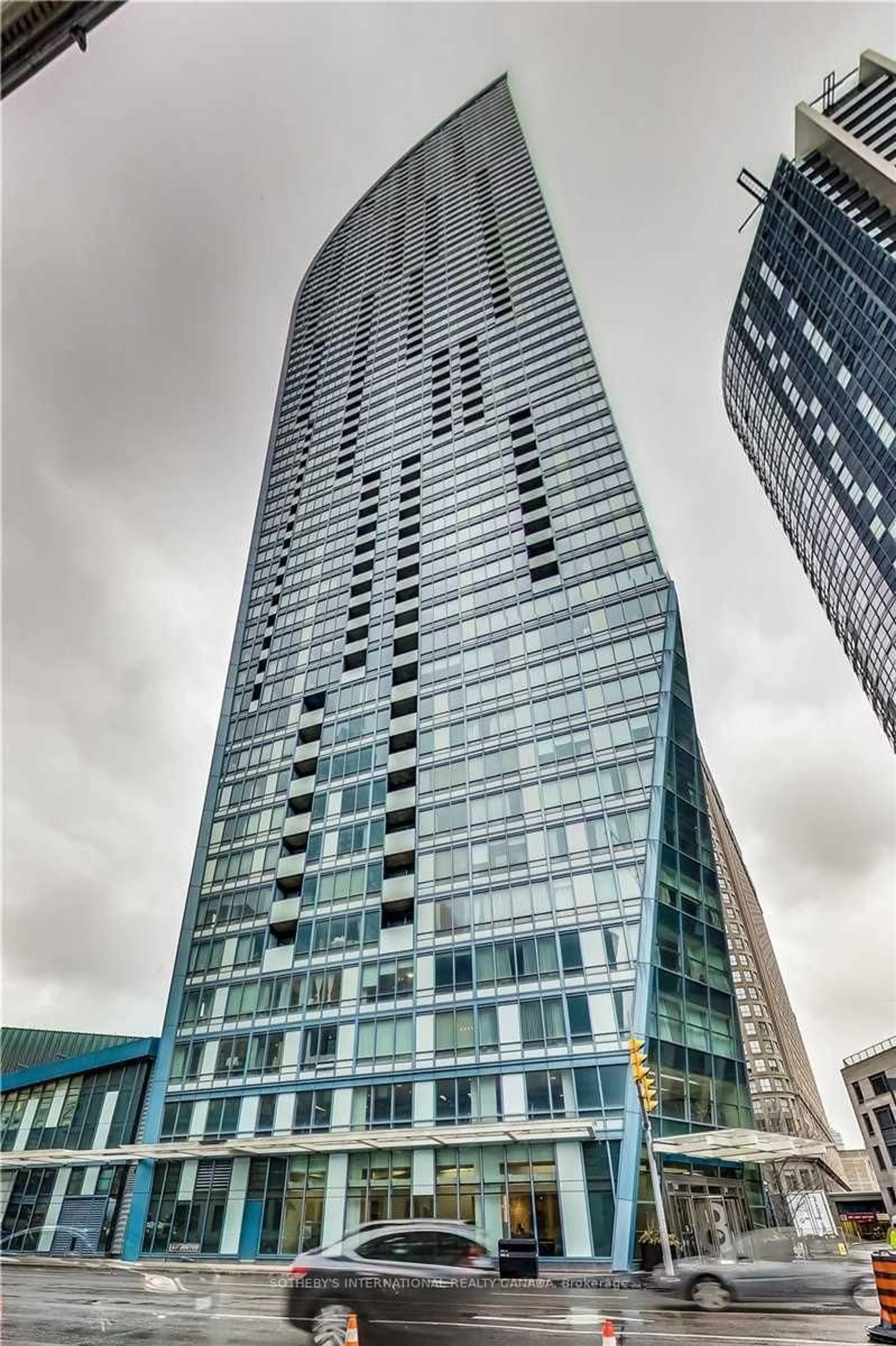 Unknown for 8 The Esplanade #5505, Toronto Ontario M5E 0A6