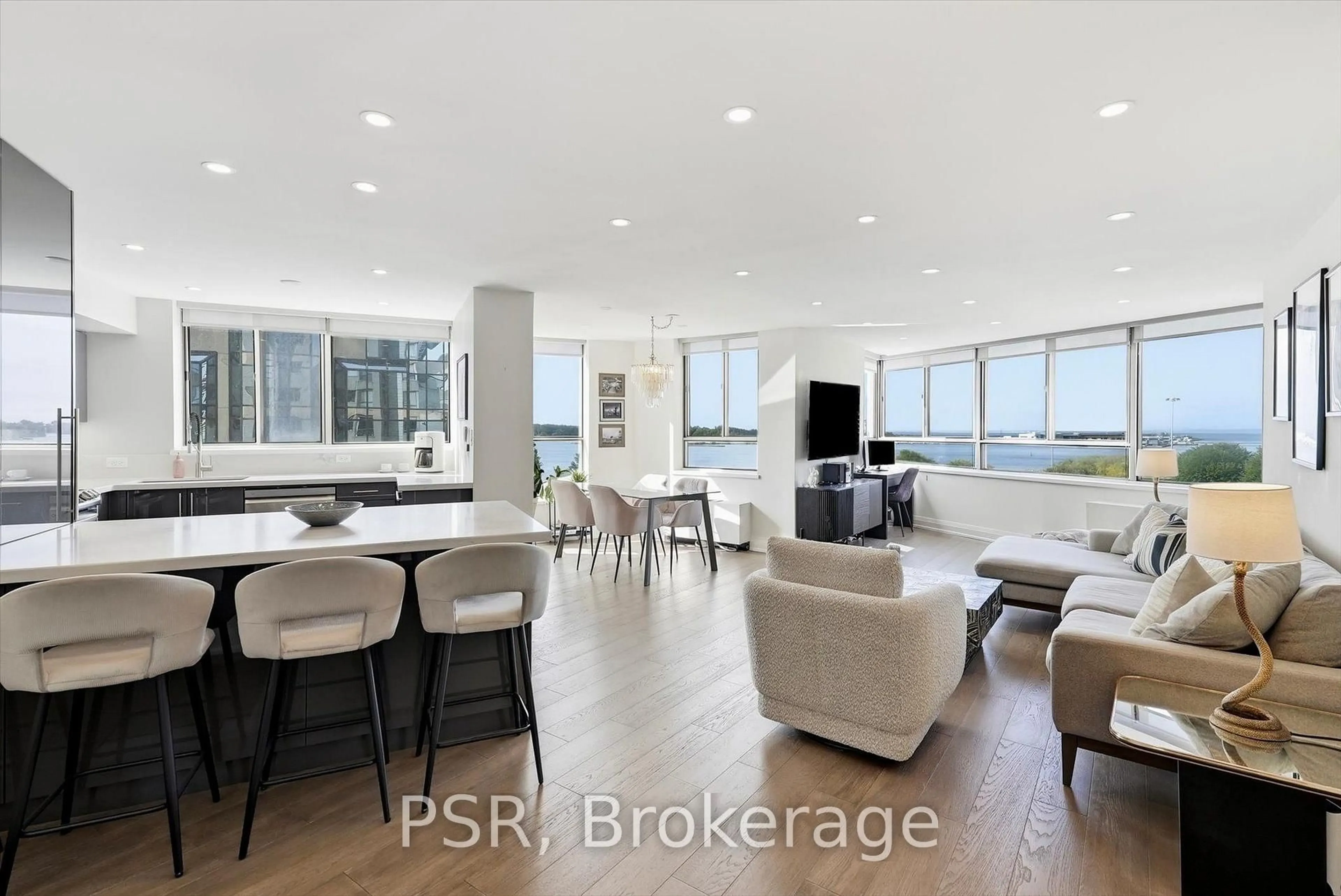 Open concept kitchen, unknown for 270 Queens Quay #702, Toronto Ontario M5J 2N4
