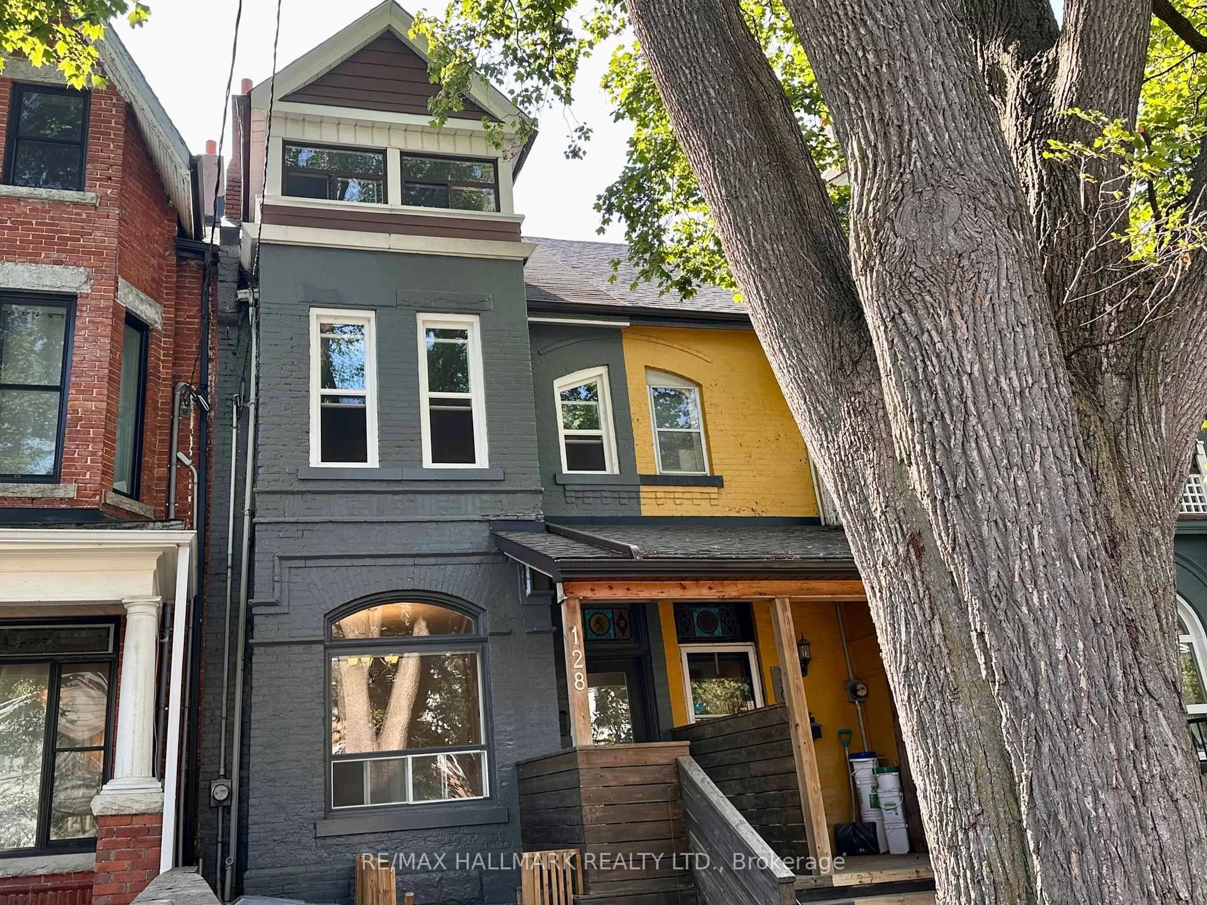 Home with brick exterior material, street for 128 Brunswick Ave, Toronto Ontario M5S 2M2