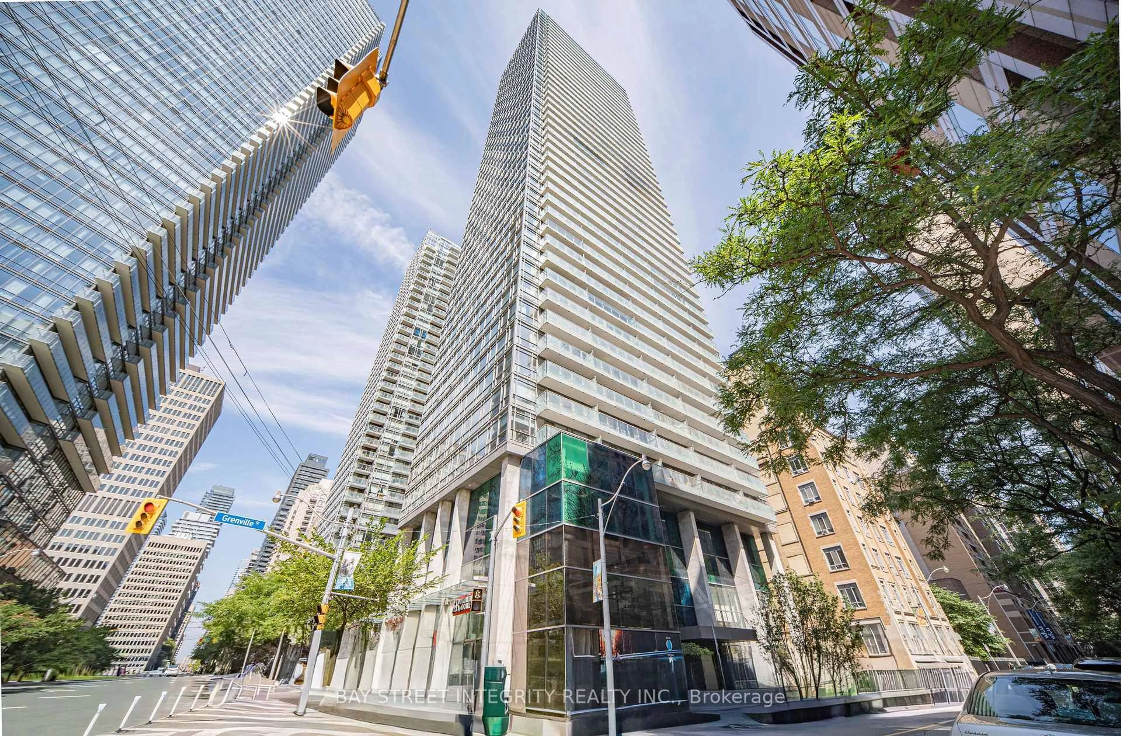 Unknown for 38 Grenville St #1406, Toronto Ontario M4Y 1A5