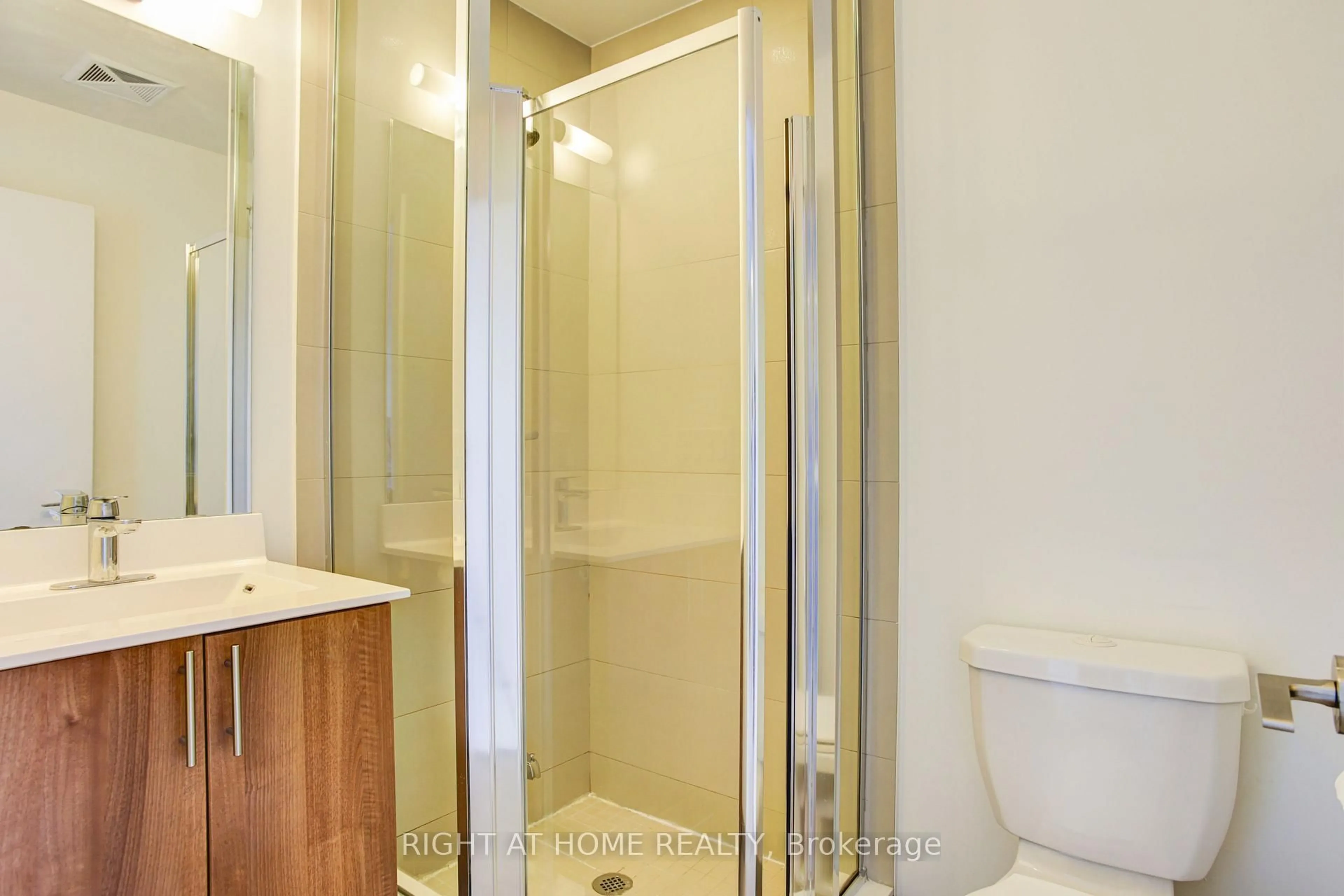 Standard bathroom, unknown for 55 Ann O'reilly Rd #1702, Toronto Ontario M2J 0E1