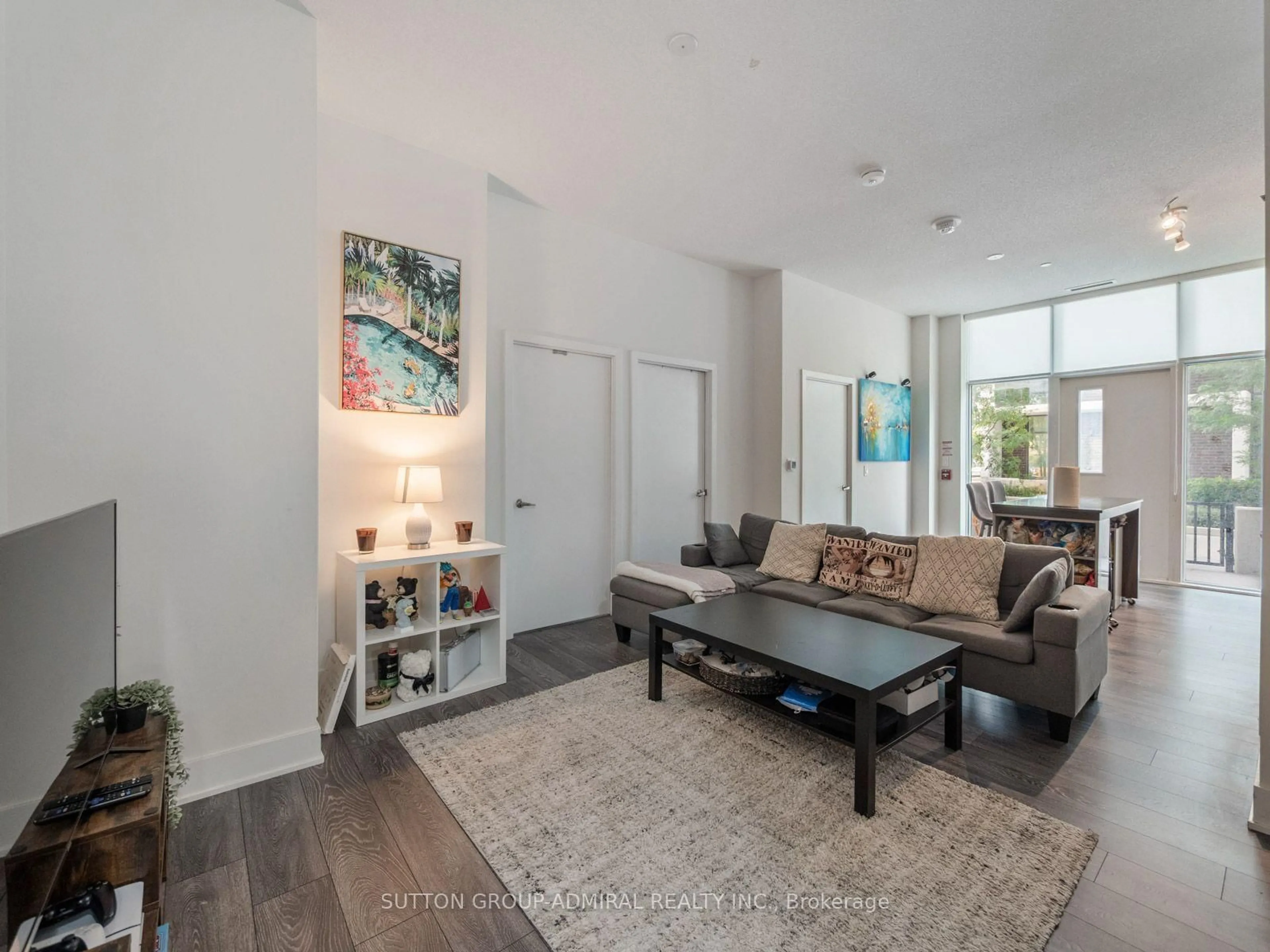 Living room with furniture, unknown for 188 Fairview Mall Dr #101, Toronto Ontario M2J 4T1