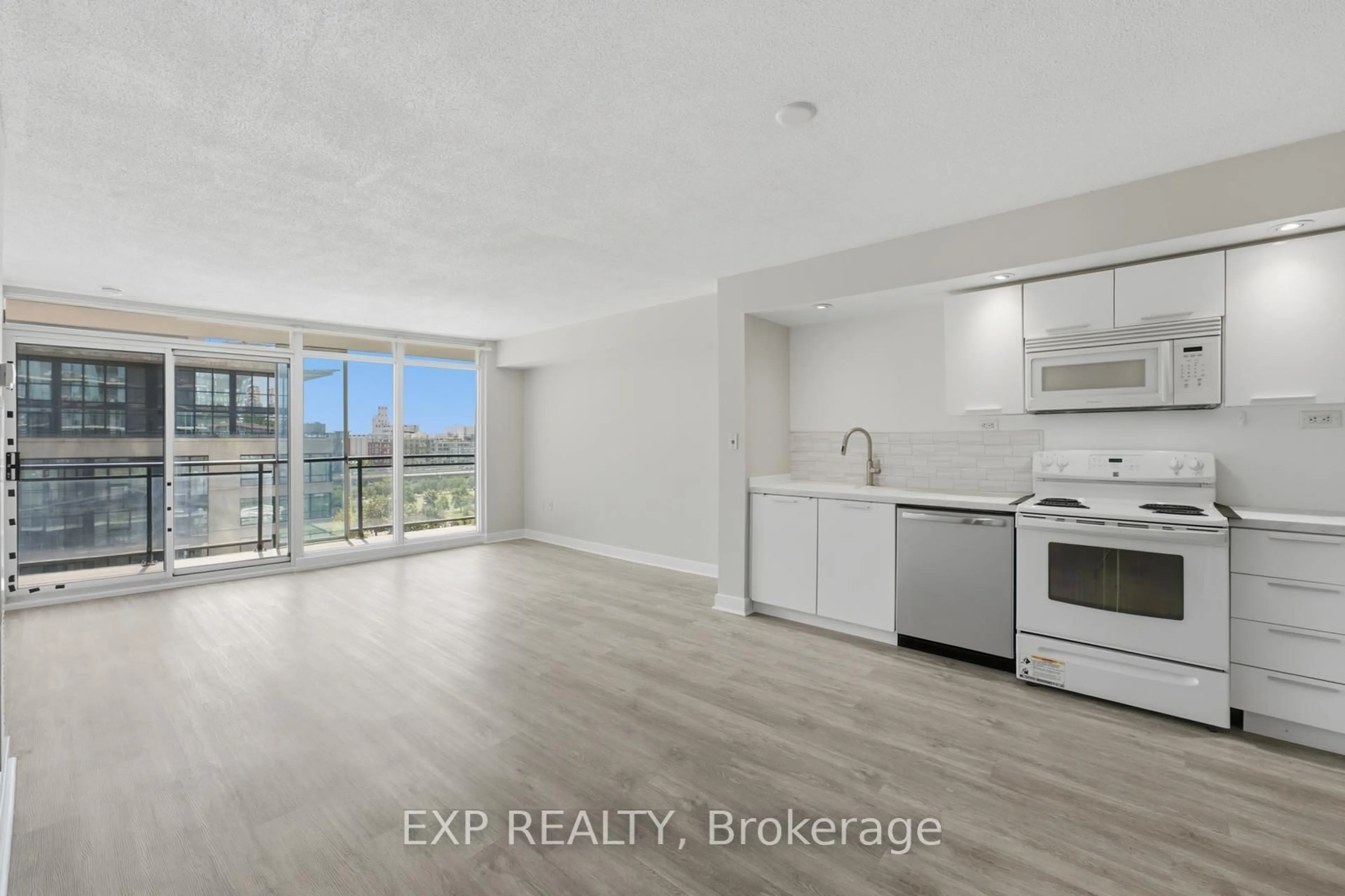 Open concept kitchen, unknown for 25 Capreol Crt #810, Toronto Ontario M5V 3Z7