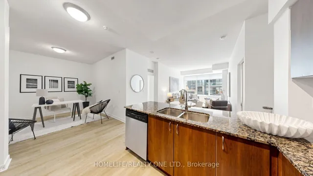 55 East Liberty St #1804, Toronto 4