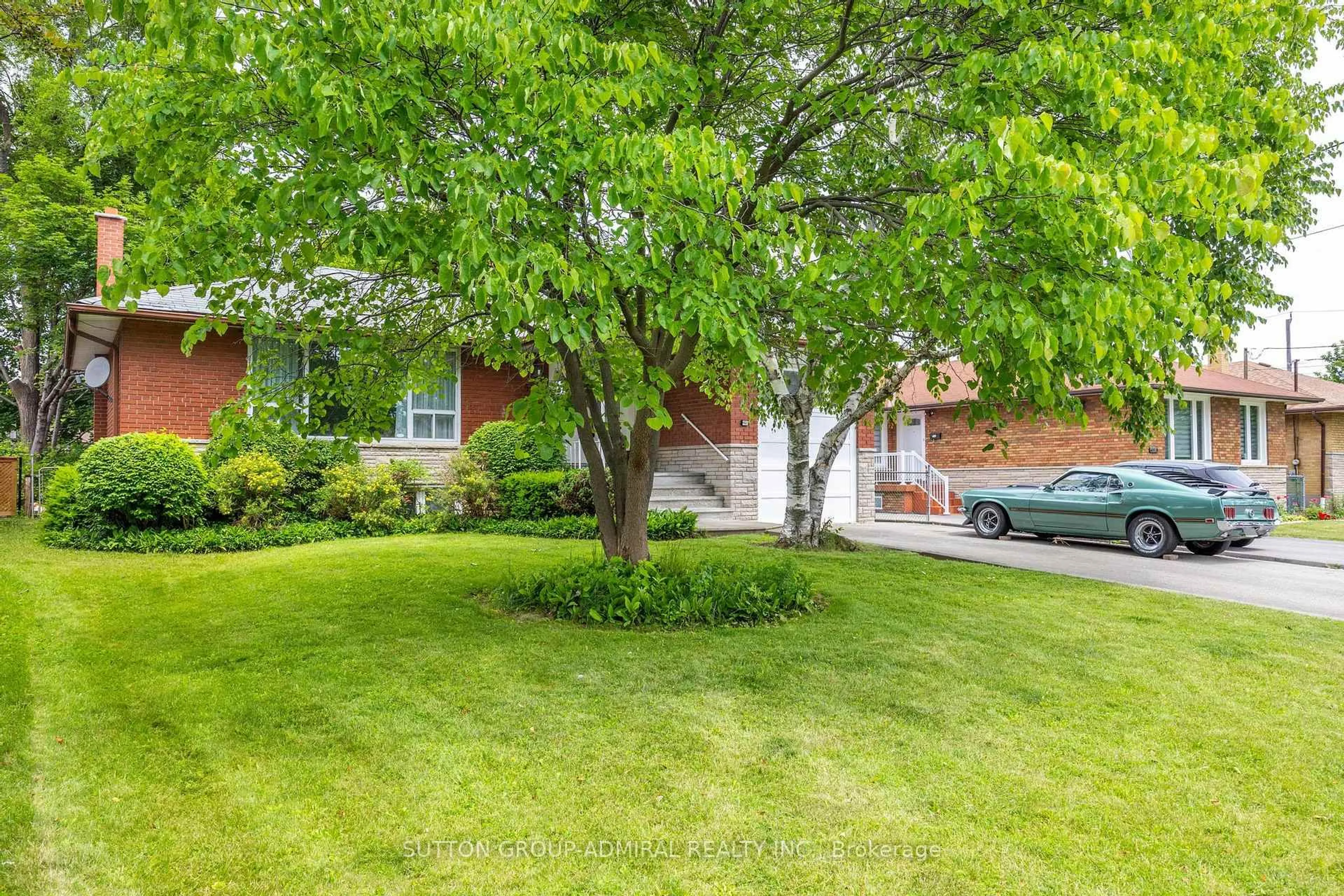 Unknown for 138 Kennard Ave, Toronto Ontario M3H 4M5