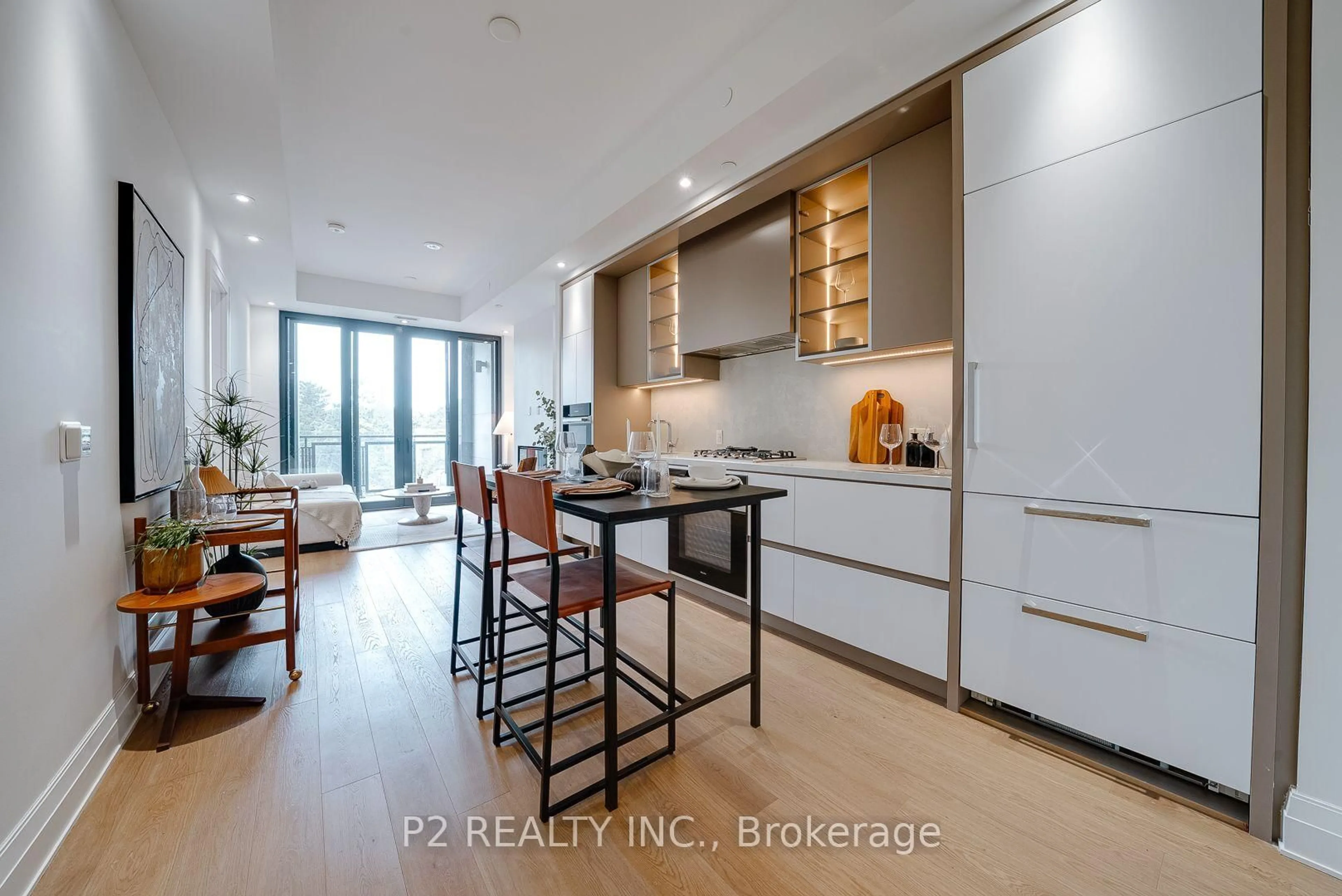 Contemporary kitchen, ceramic/tile floor for 2 Forest Hill Rd #409, Toronto Ontario M4V 2L3