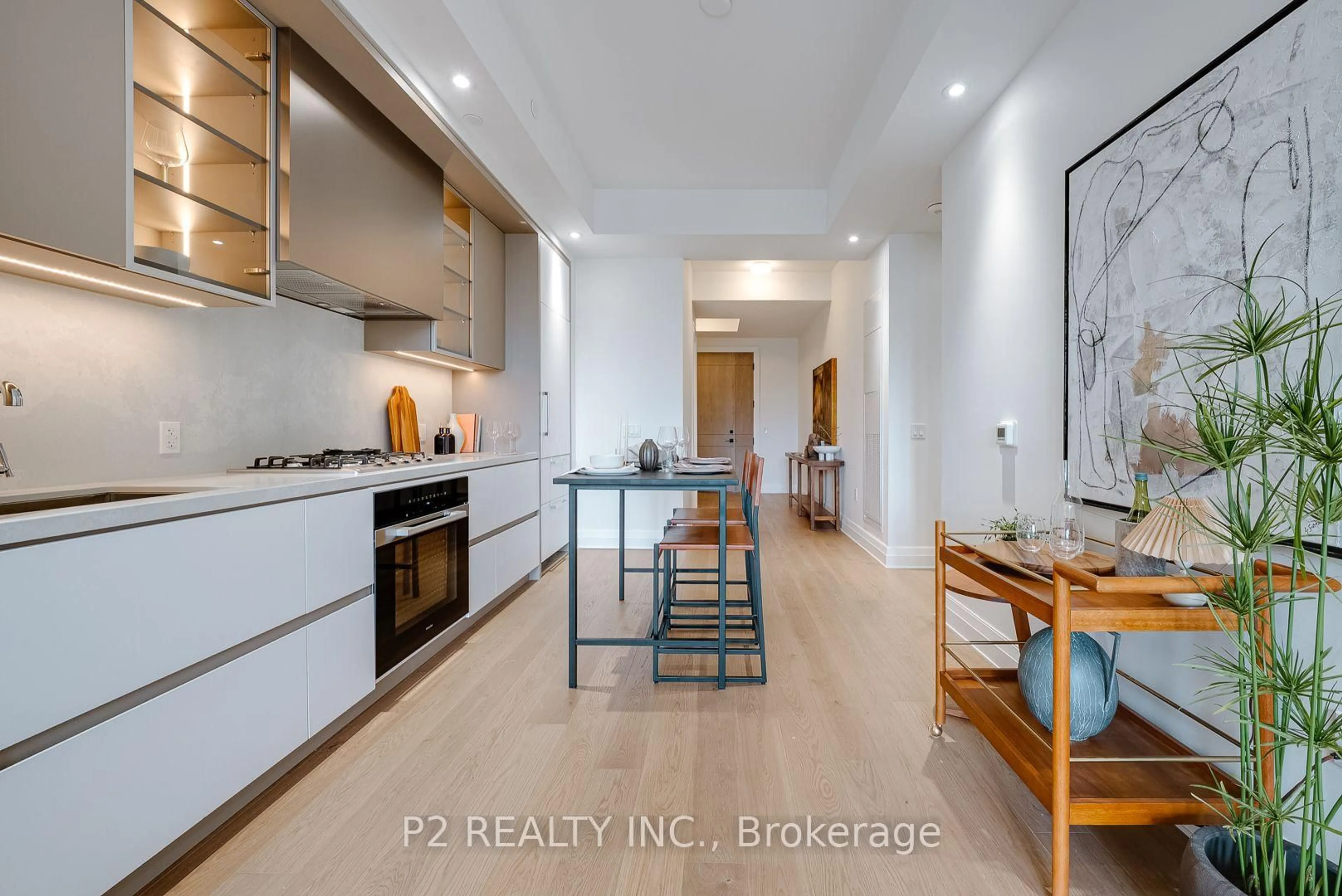 Open concept kitchen, unknown for 2 Forest Hill Rd #409, Toronto Ontario M4V 2L3