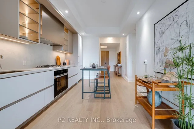 2 Forest Hill Rd #409, Toronto 3