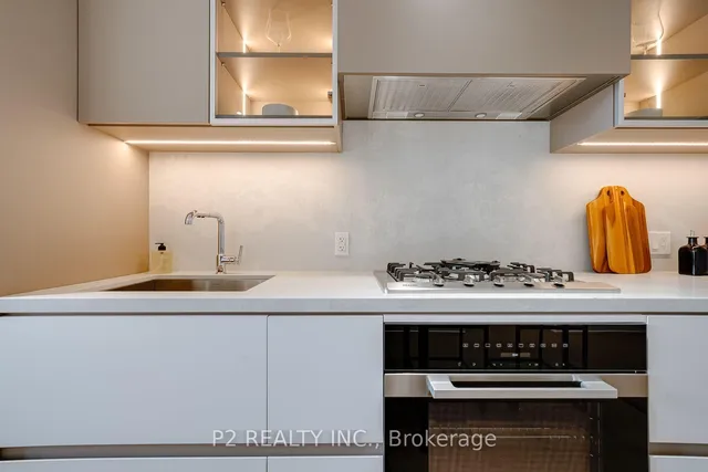2 Forest Hill Rd #409, Toronto 4