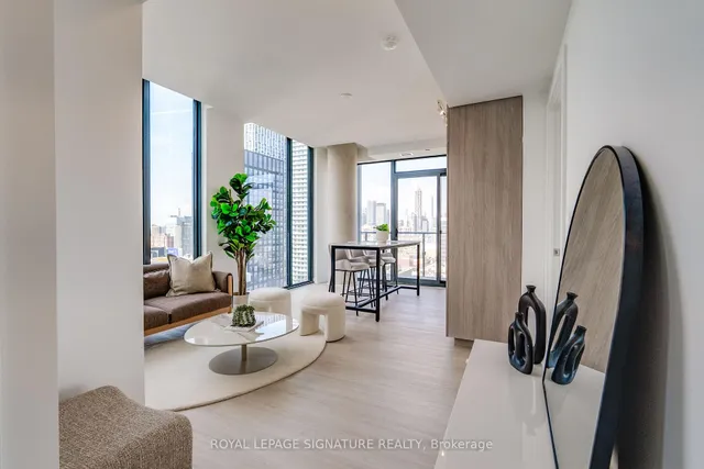 47 Mutual St #3203, Toronto 2
