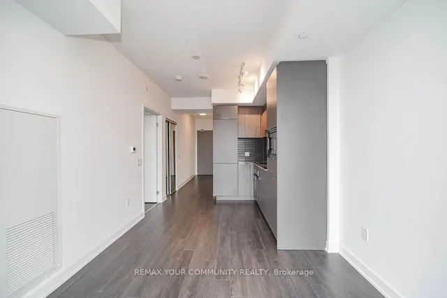 50 O'Neill Rd #2209, Toronto 5