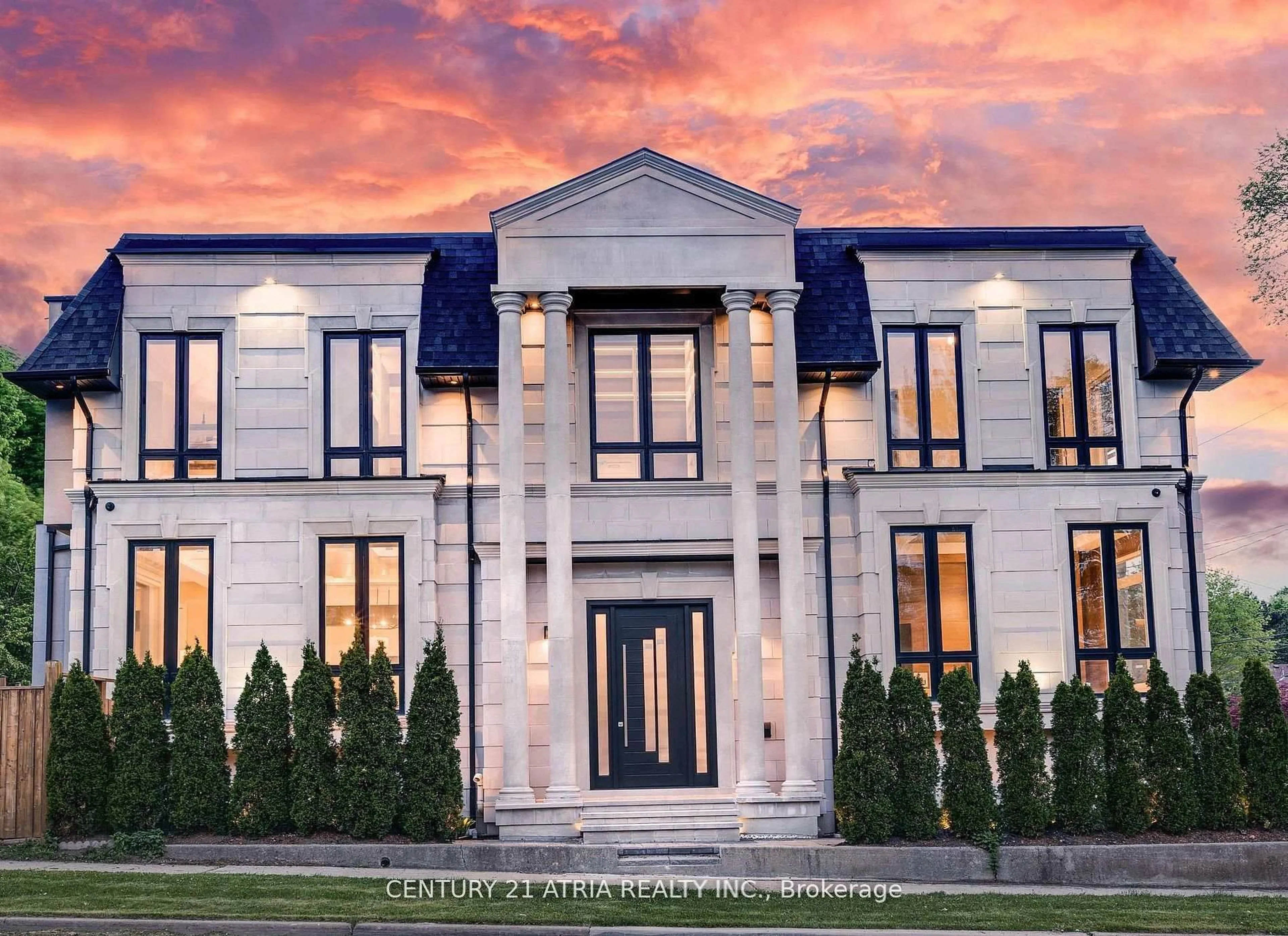 Home with brick exterior material, building for 225 Northwood Dr, Toronto Ontario M2M 2K5